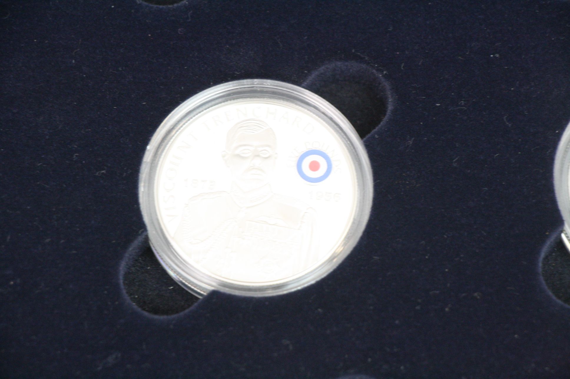 A Royal Mint History Of The RAF / Royal Air Force Silver Proof £5 Coin Set, Set Of 18 x £5 Silver - Image 17 of 21