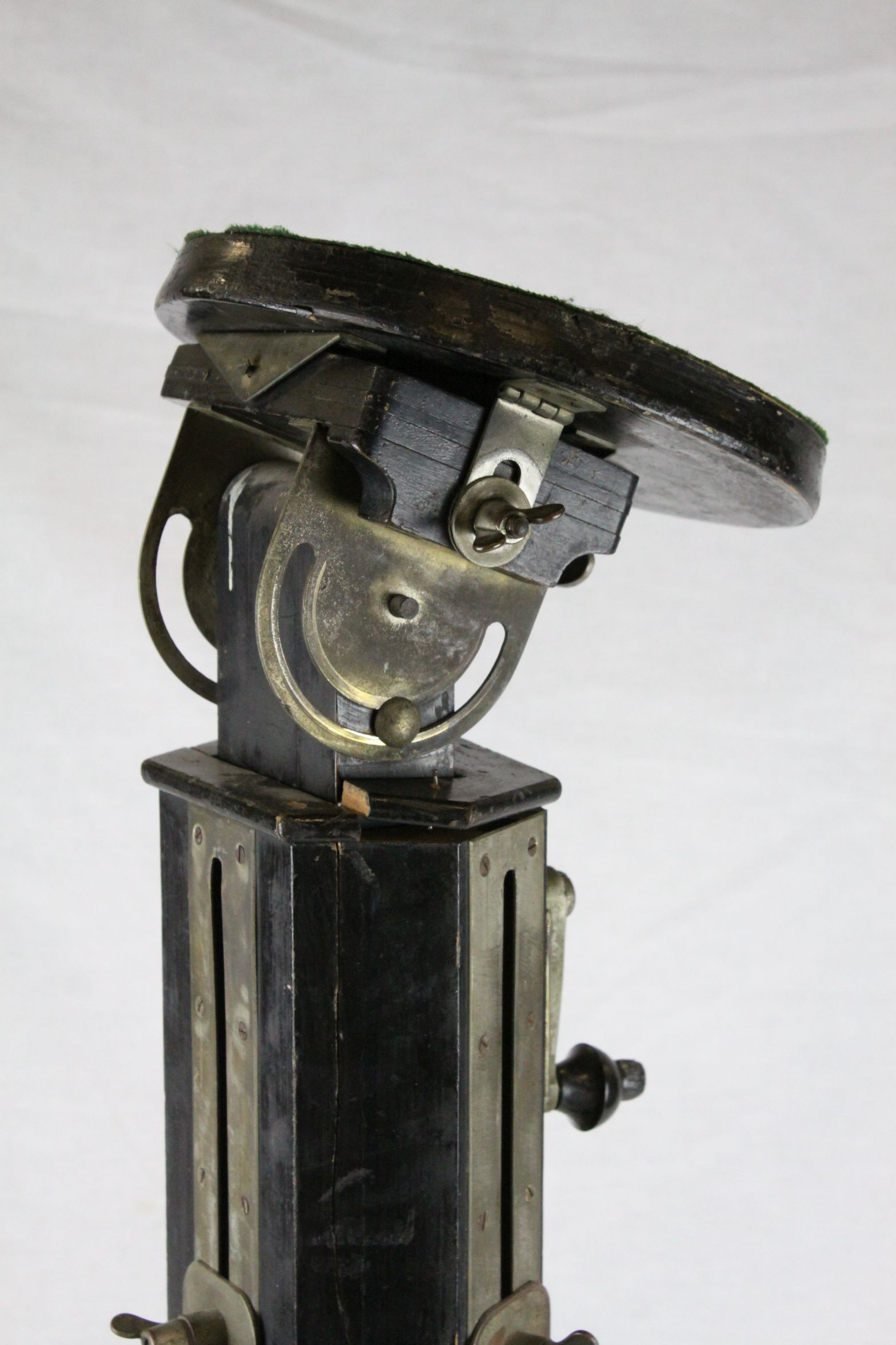 Early 20th century Wooden Folding Camera Tripod with Winding Handle and Tilting Camera Platform - Image 2 of 6