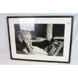 A monochrome framed art print portrait of American starlet Marilyn Monroe 44 x 66cm