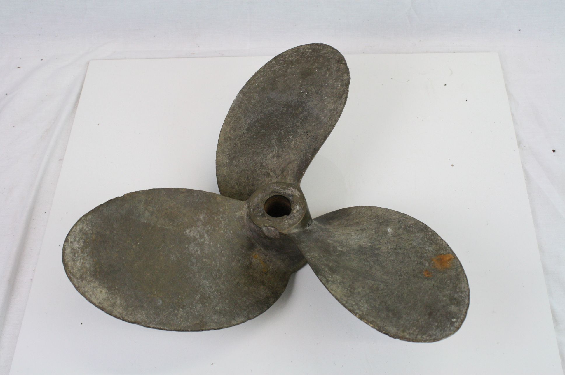 Bronze Boat Propeller, each blade 24cms - Image 4 of 4