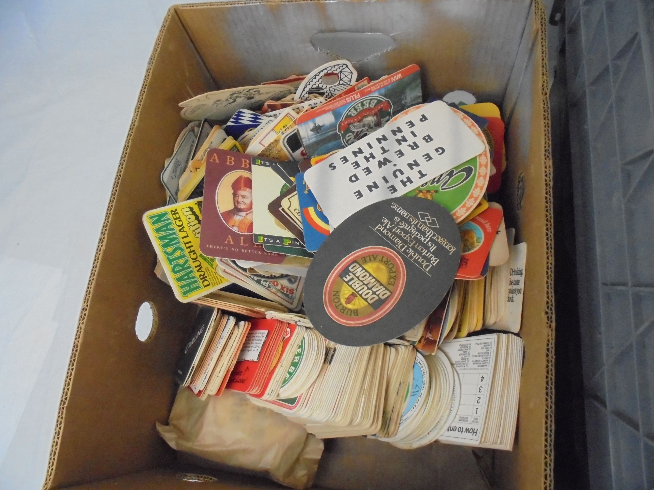 Breweriana - large accumulation of beermats (2 boxes) - Image 2 of 4