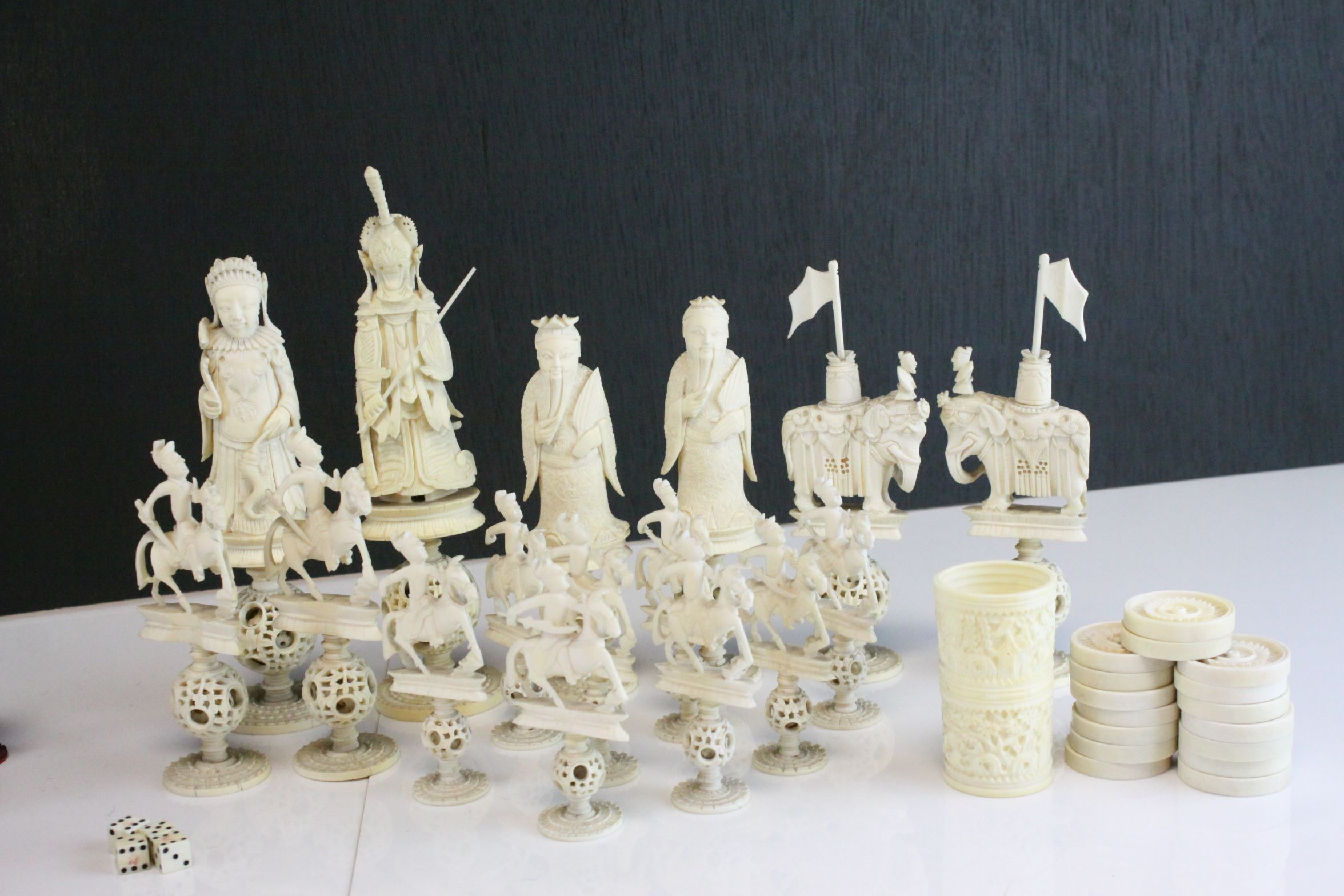 A 19th Century Chinese export carved ivory figural chess set, Canton. The white and red side - Image 10 of 26