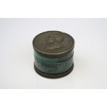 A 19th century circular medallion snuff box, commemorating the life of Charles James Fox, The