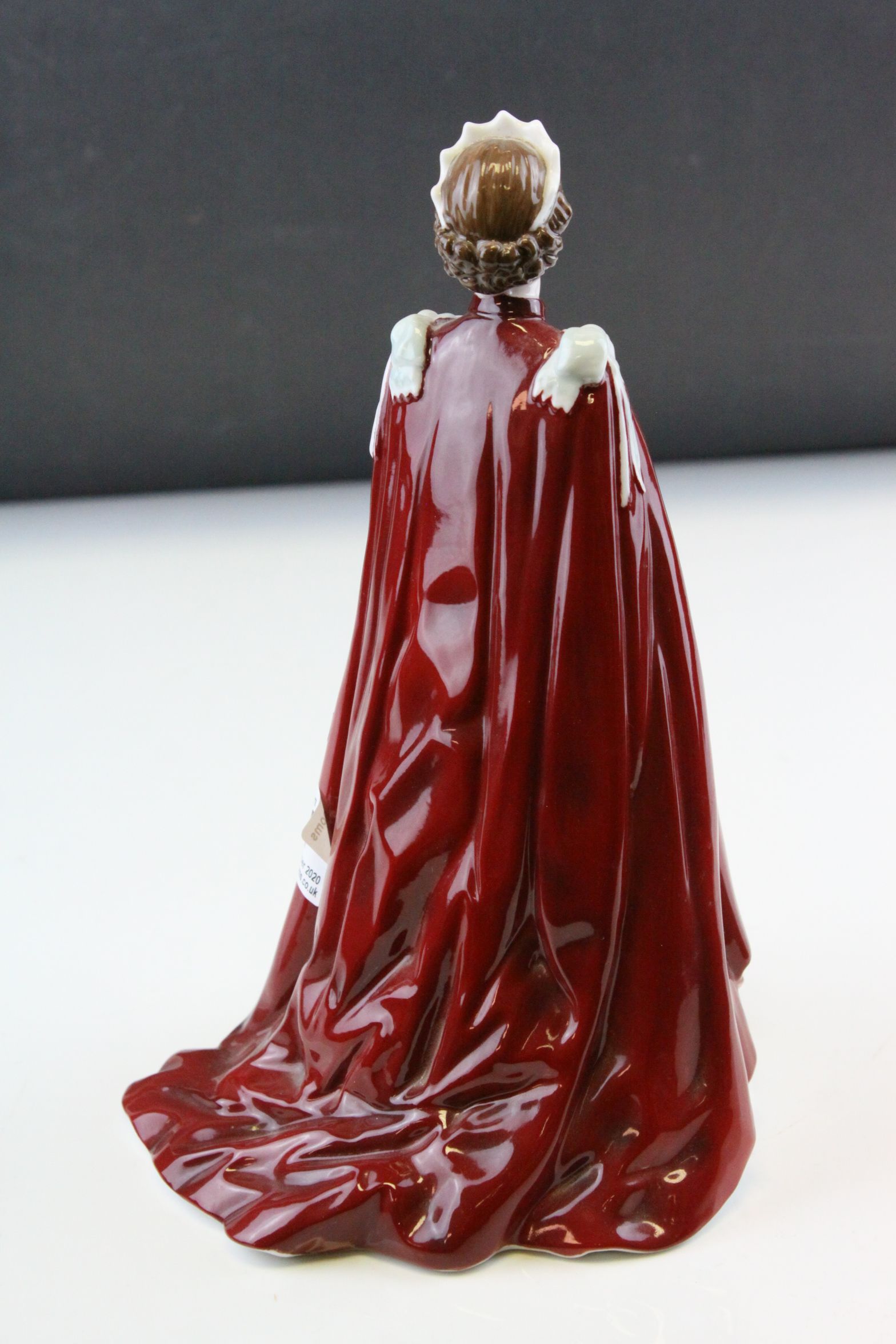 Royal Worcester ' The Queen's 80th Birthday 2006 ' Figurine, h.23.5cms - Image 5 of 6