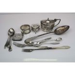 Collection of silver collectables to include a vesta case, mustard pot, trinket box, napkin ring and