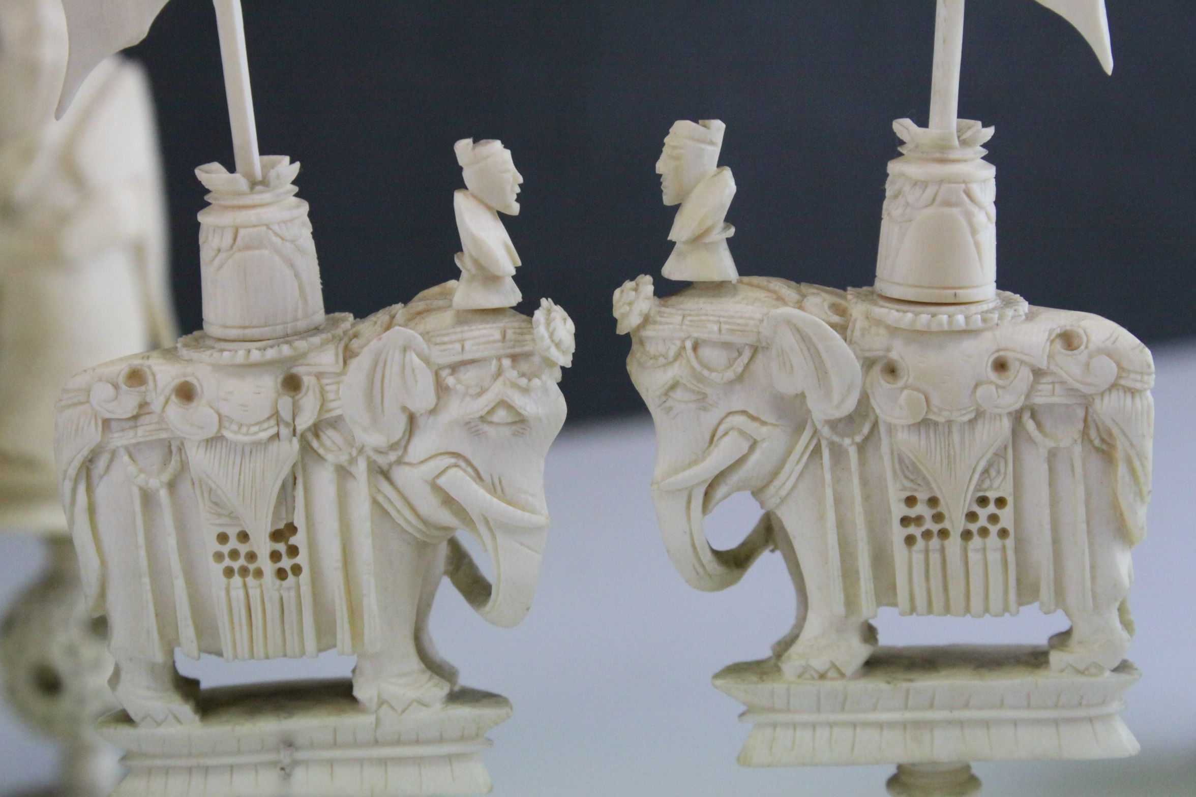 A 19th Century Chinese export carved ivory figural chess set, Canton. The white and red side - Image 22 of 26