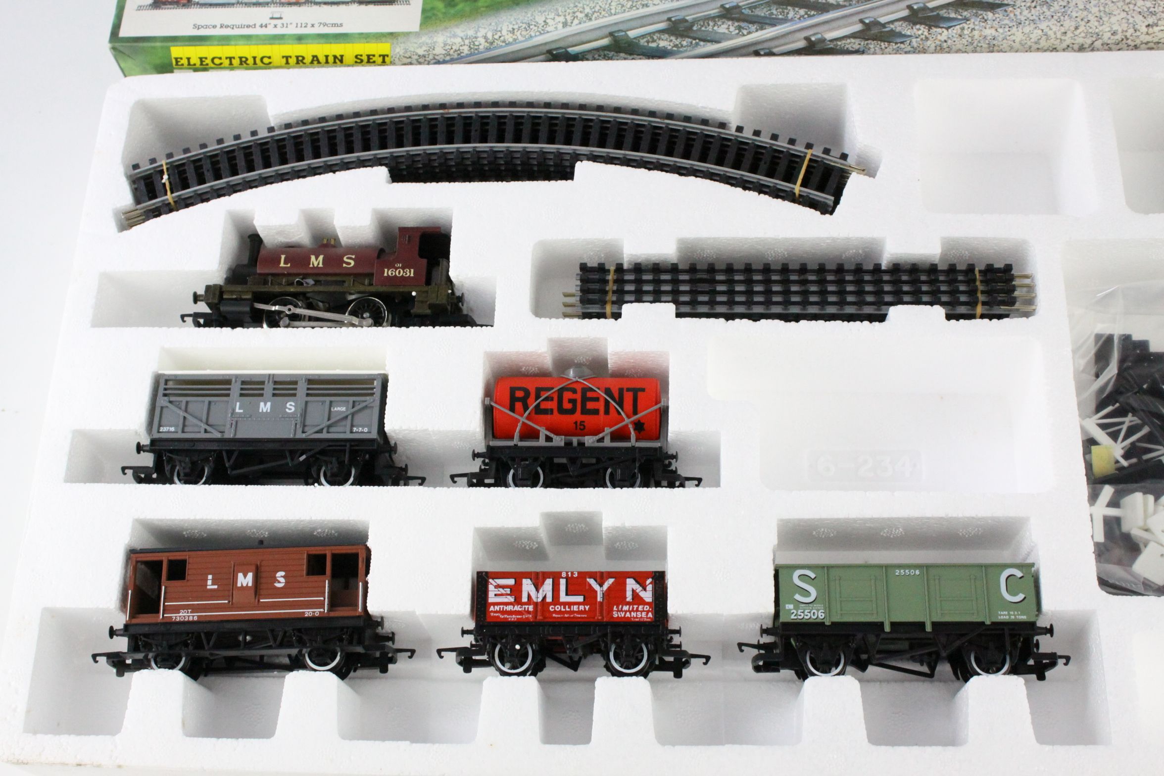 Boxed Hornby OO gauge R691 Midland Belle electric train set with LMS 0-4-0 locomotive, rolling - Image 3 of 7