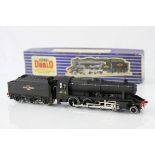 Boxed Hornby Dublo LT25 LMR 8F 2-8-0 Freight Locomotive and Tender, appearing in vg condition, split