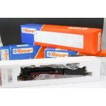 Three boxed ROCO HO gauge locomotives to include 43249 DB 23, 43483 DB BR194 and 43526 DB ET 91 O1