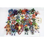 34 Original Mattel He Mn Masters of the Universe figures with many accessoires, to include Skeletor,