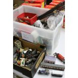 Quantity of OO gauge model railway accessories to include large group of various track, rolling