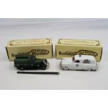 Two boxed 1/43 Brooklin Models metal models to include BRK 31X 1953 Pontiac Sedan Delivery JM Toys