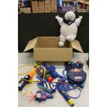 The Real Ghostbusters - Quantity of toys to include Proton Pack, Ghost Trap, ECTO Goggles and