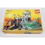 Lego - Original boxed Legoland 6081 Kings Castle Set, unchecked, appears good with minifigues