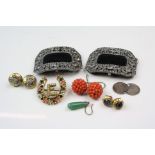 Small collection of costume jewellery to include a pair of shoe buckles and a pair of coral