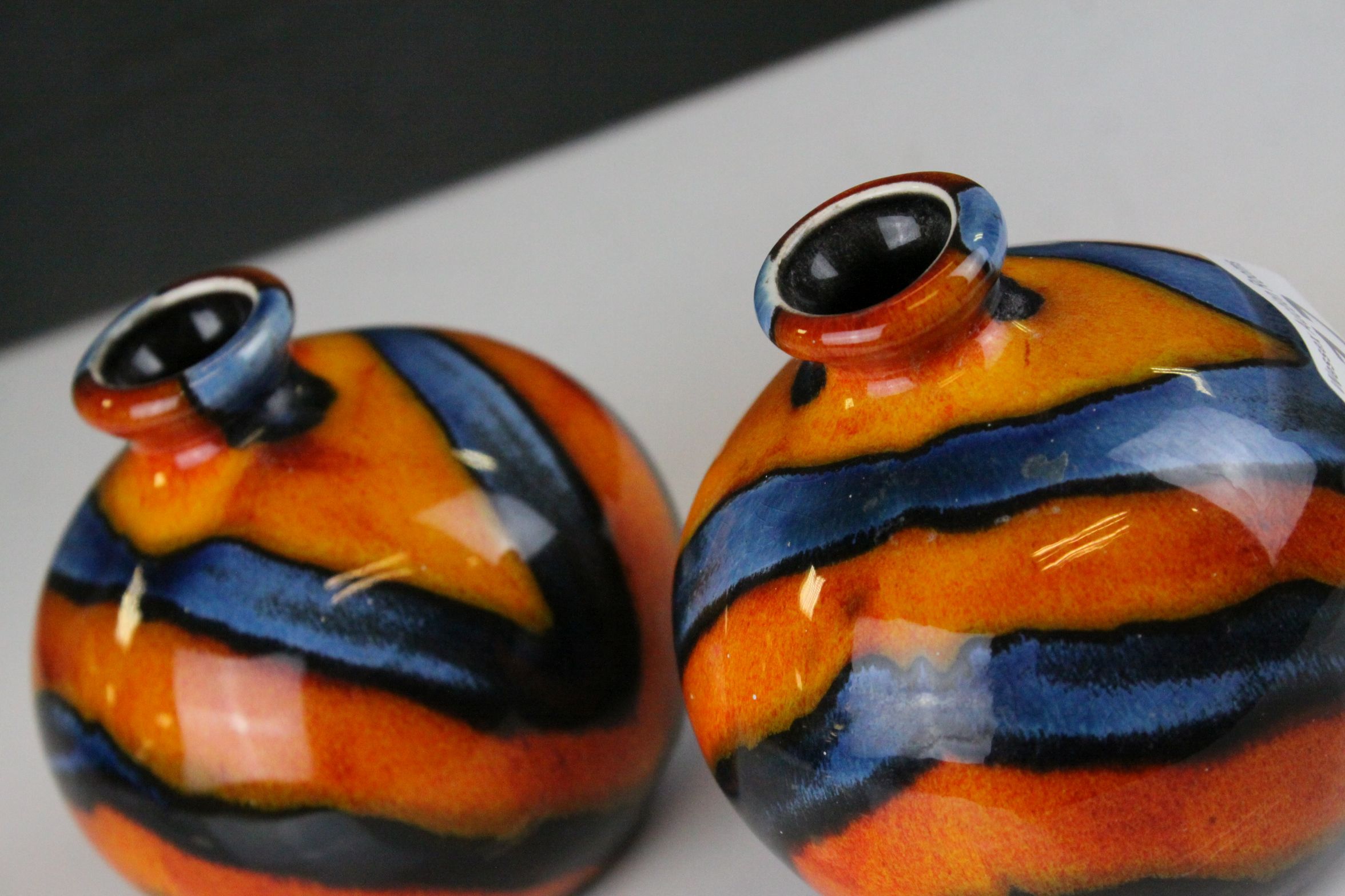 Pair of Anita Harris Bulbous Small Vases, 9.5cms high - Image 4 of 7