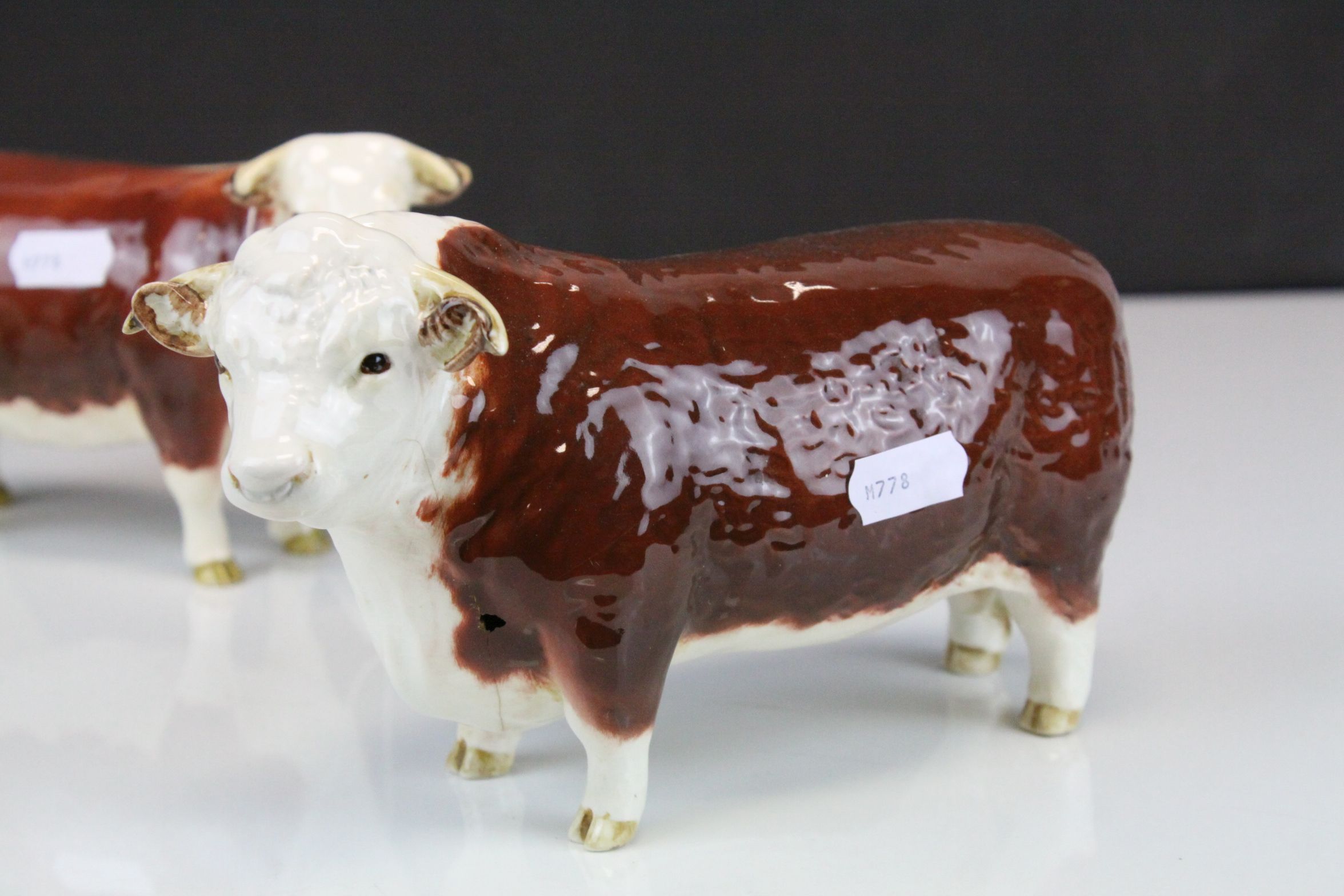 Beswick Hereford Bull (a/f), Beswick Hereford Cow and a Beswick Sheep and Lamb (both a/f) - Image 3 of 11