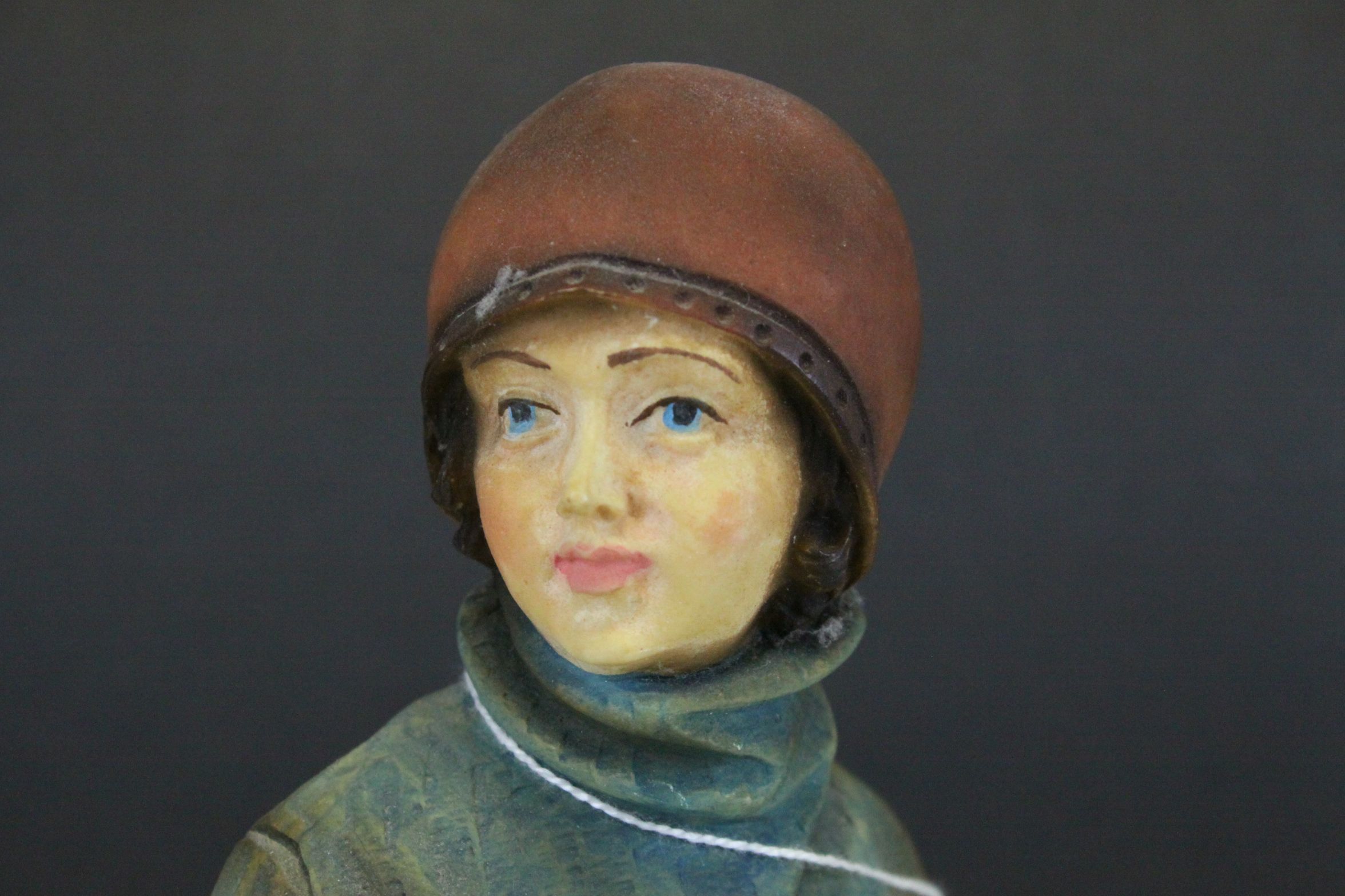 Painted Alabaster Figure of a 1920's Lady, 17cms high - Image 2 of 5