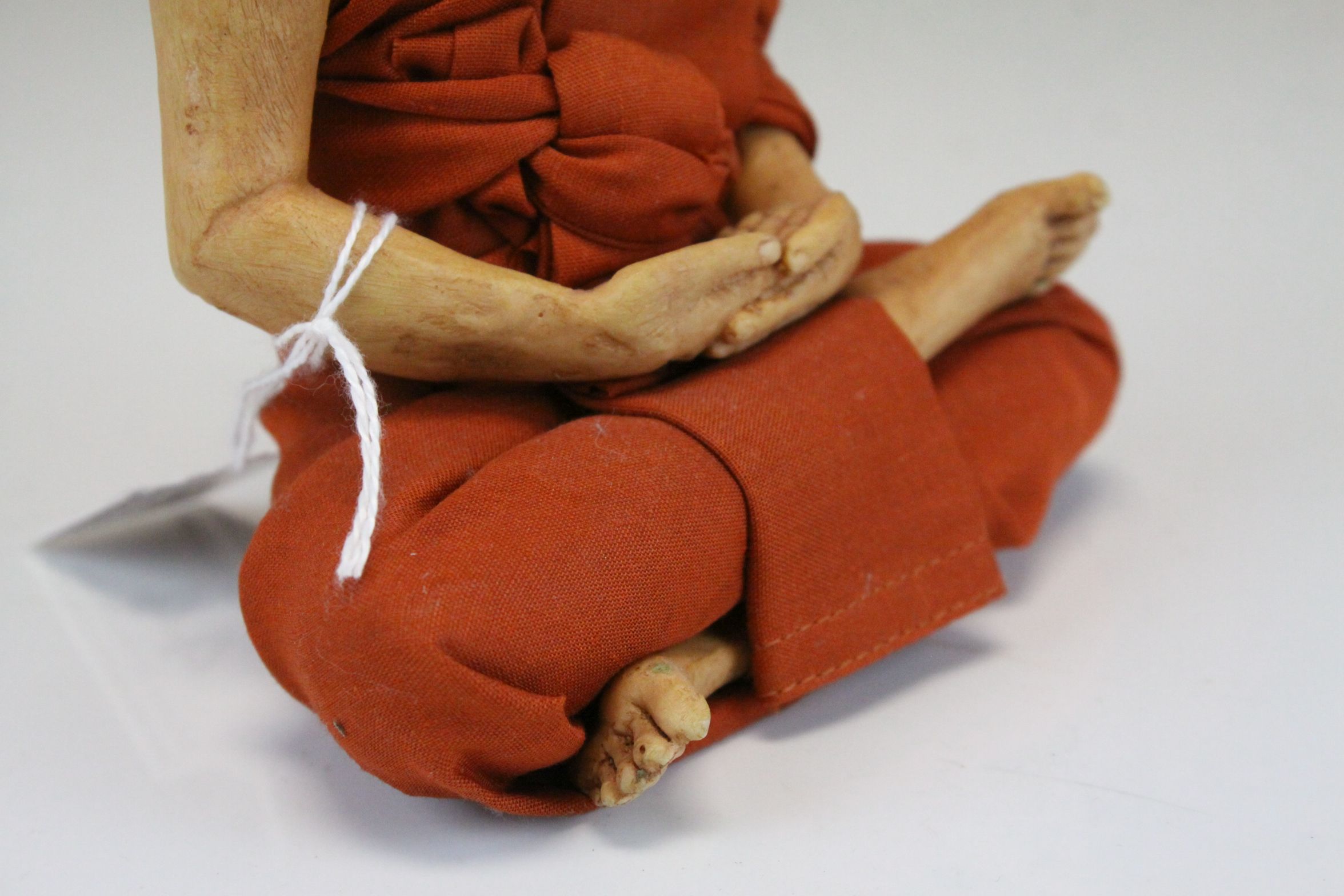 Model of a Buddhist Monk in the Lotus Position, 15cms high - Image 6 of 6