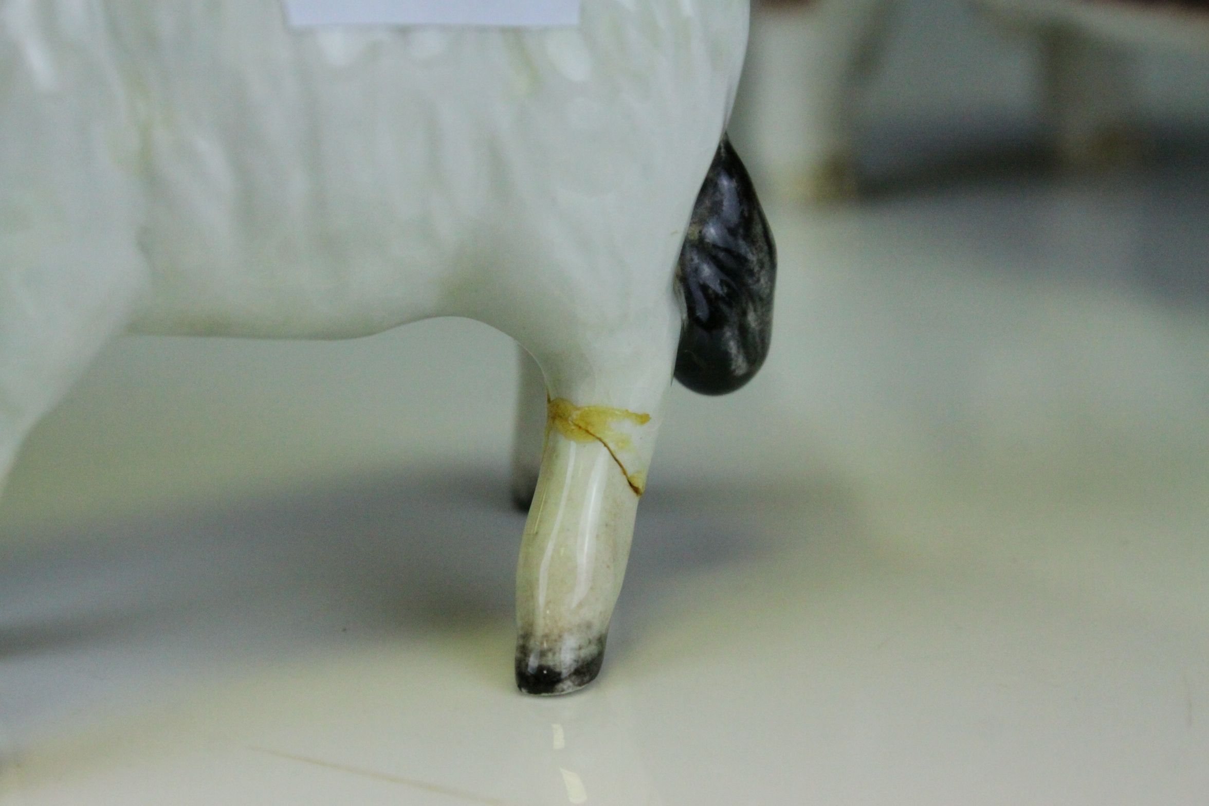 Beswick Hereford Bull (a/f), Beswick Hereford Cow and a Beswick Sheep and Lamb (both a/f) - Image 7 of 11