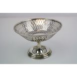 A fully hallmarked sterling silver pedestal dish, hallmarks for Birmingham 1911 with a maker mark