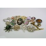 Colleciton of 20 Brooches