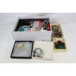 A box of mainly vintage mixed costume jewellery.