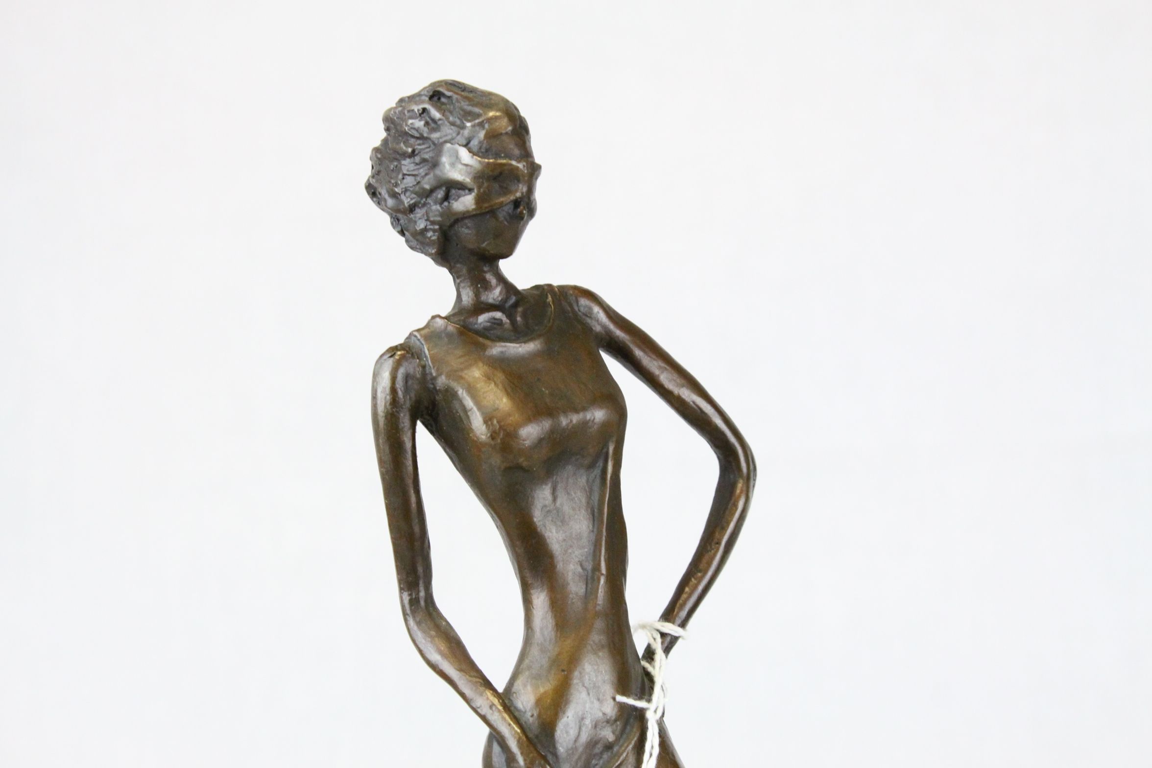 Bronze Art Deco Style Masked Lady, indistinctly signed - Image 3 of 6