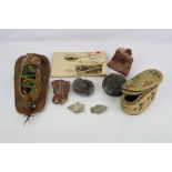 A collection of vintage American collectables to include native american arrow heads and a selection