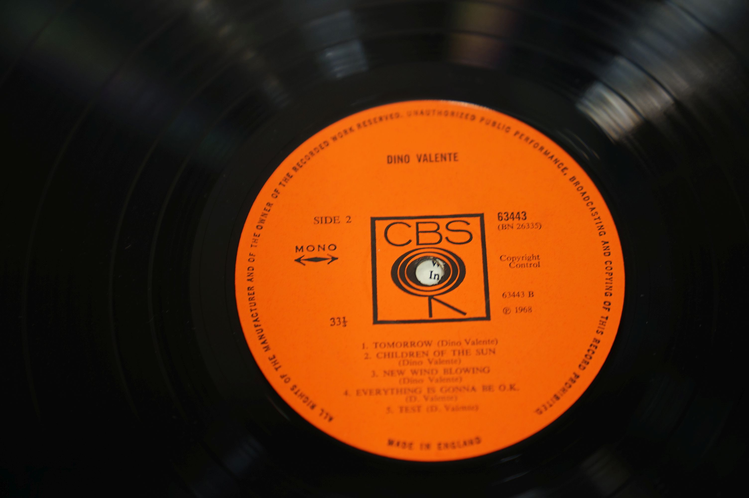 DINO VALENTE - "DINO VALENTE", 1968 ORIGINAL 1ST MONO ISSUE, CBS RECORDS, 63443. A NEAR PRISTINE - Image 6 of 7