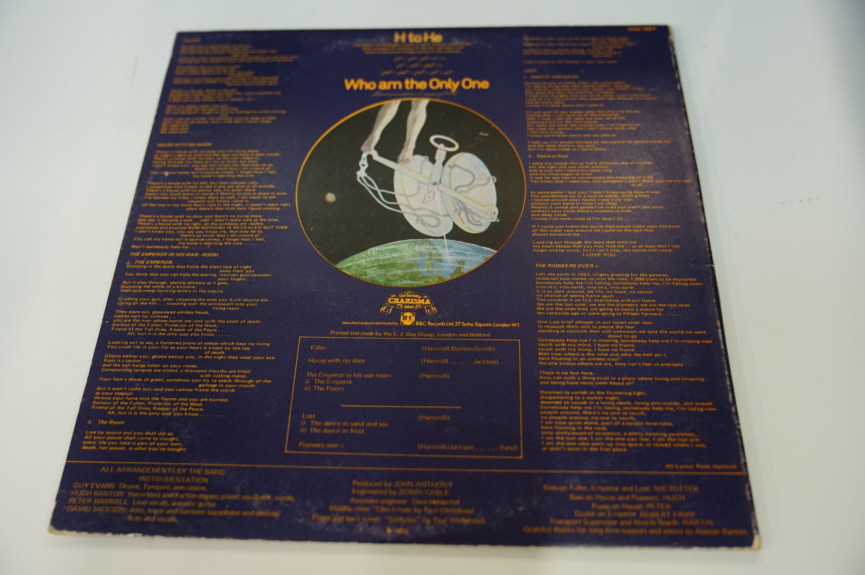 VINYL - VAN DER GRAAF GENERATOR - "H TO HE WHO AM THE ONLY ONE", 1970 CHARISMA RECORDS, CAS 1027. - Image 2 of 7