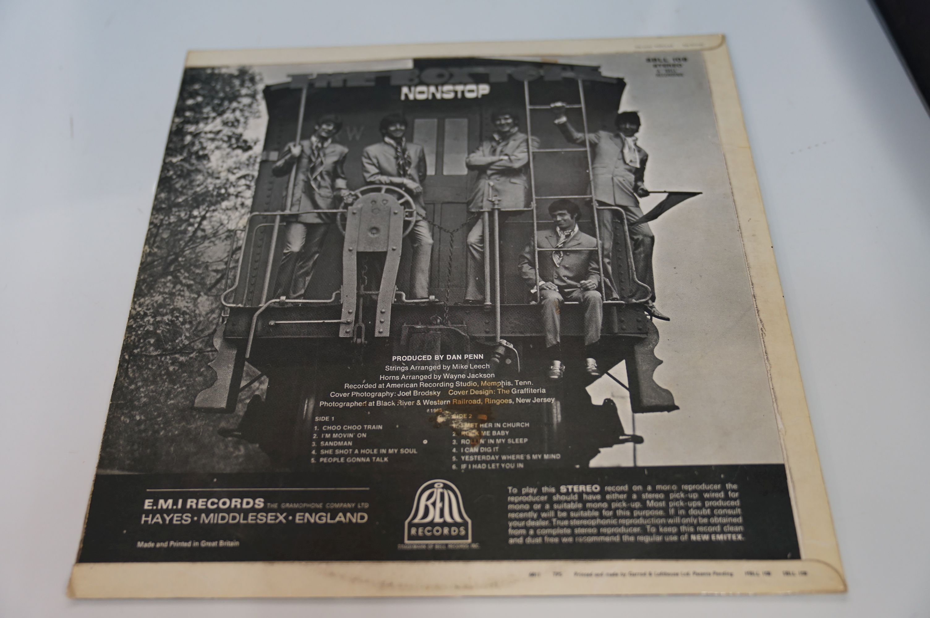 VINYL - THE BOX TOPS - "NON STOP", 1968 UK ORIGINAL 1ST ISSUE, BELL RECORDS, SBLL 108. A NEAR - Image 2 of 6