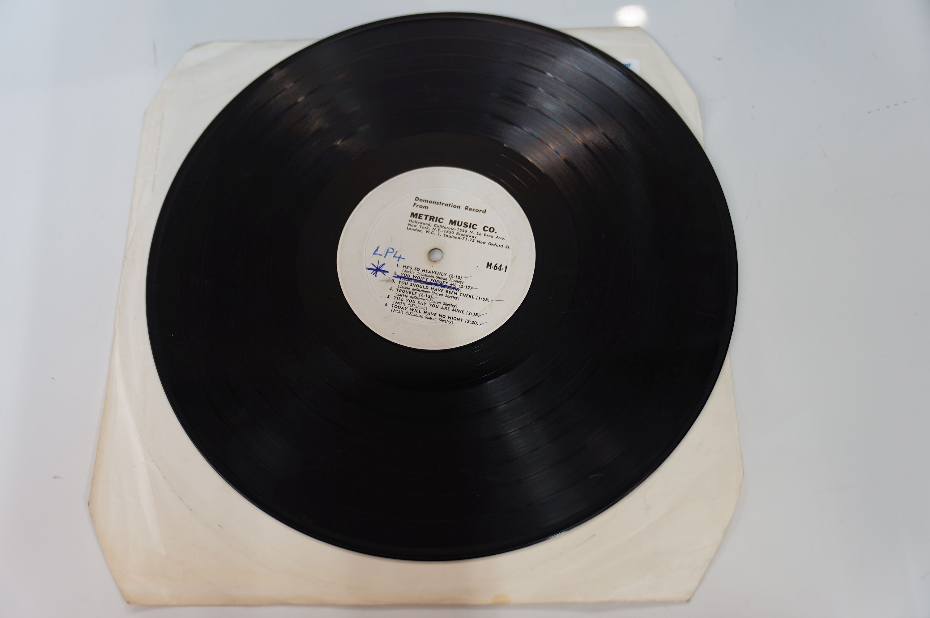 VINYL - JACKIE DESHANNON - A DIFFERENT 1964 US PROMO ONLY PUBLISHER'S SONGWRITING DEMOS LP. METRIC - Image 2 of 5