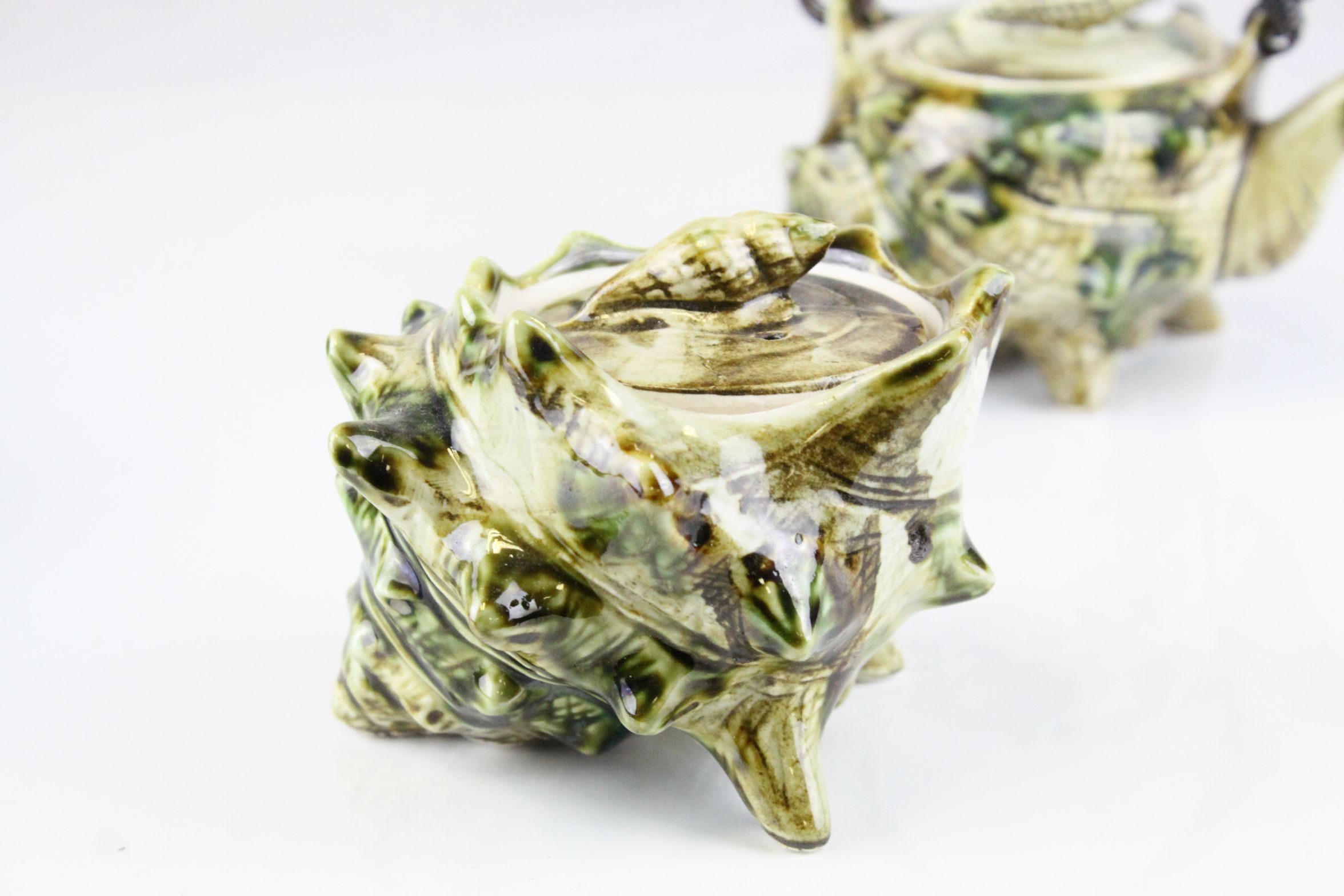 Ceramic Conch Shell Shaped Three Piece Tea Set - Image 3 of 9