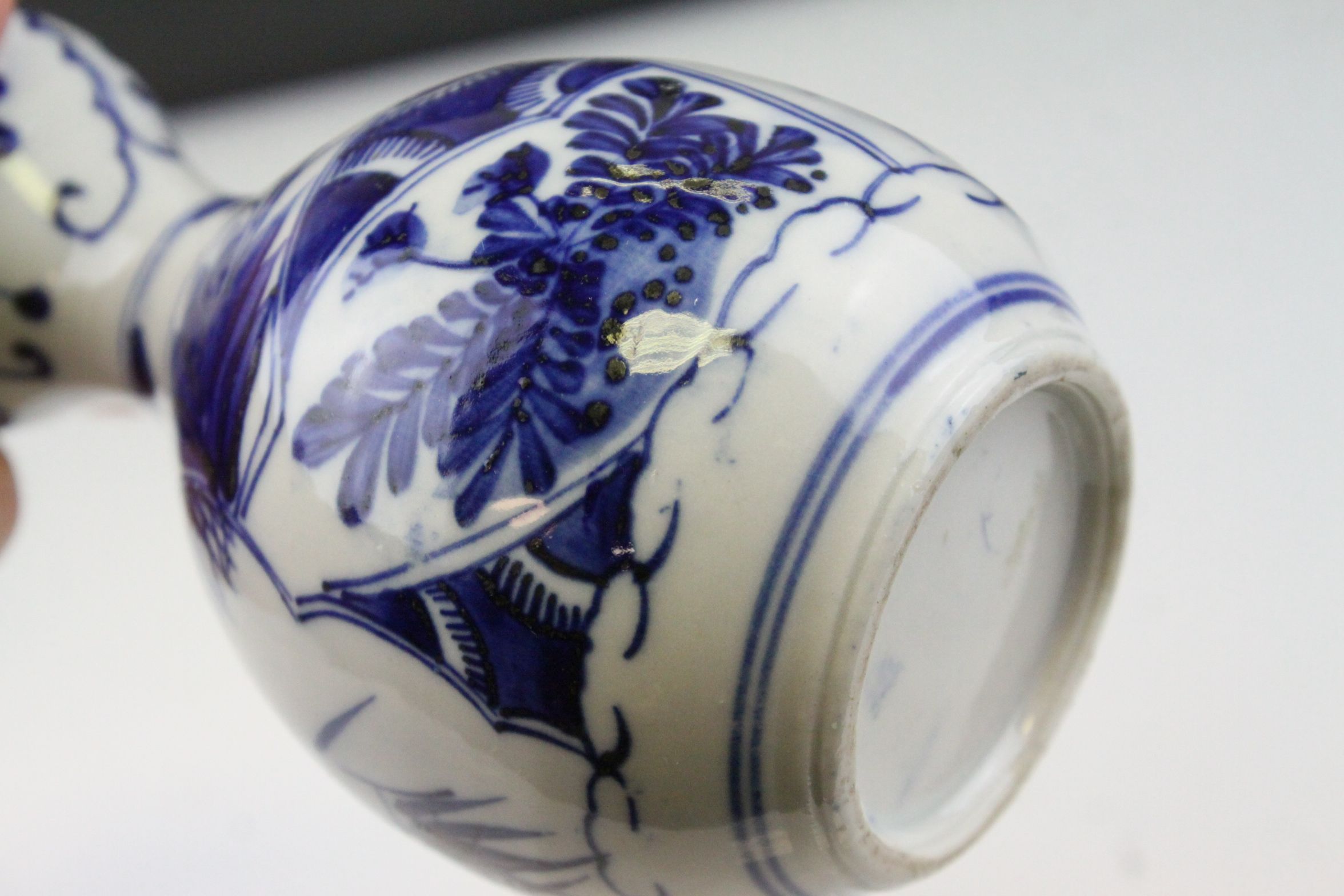 Oriental Blue and White Double Gourd Vase - Image 3 of 6