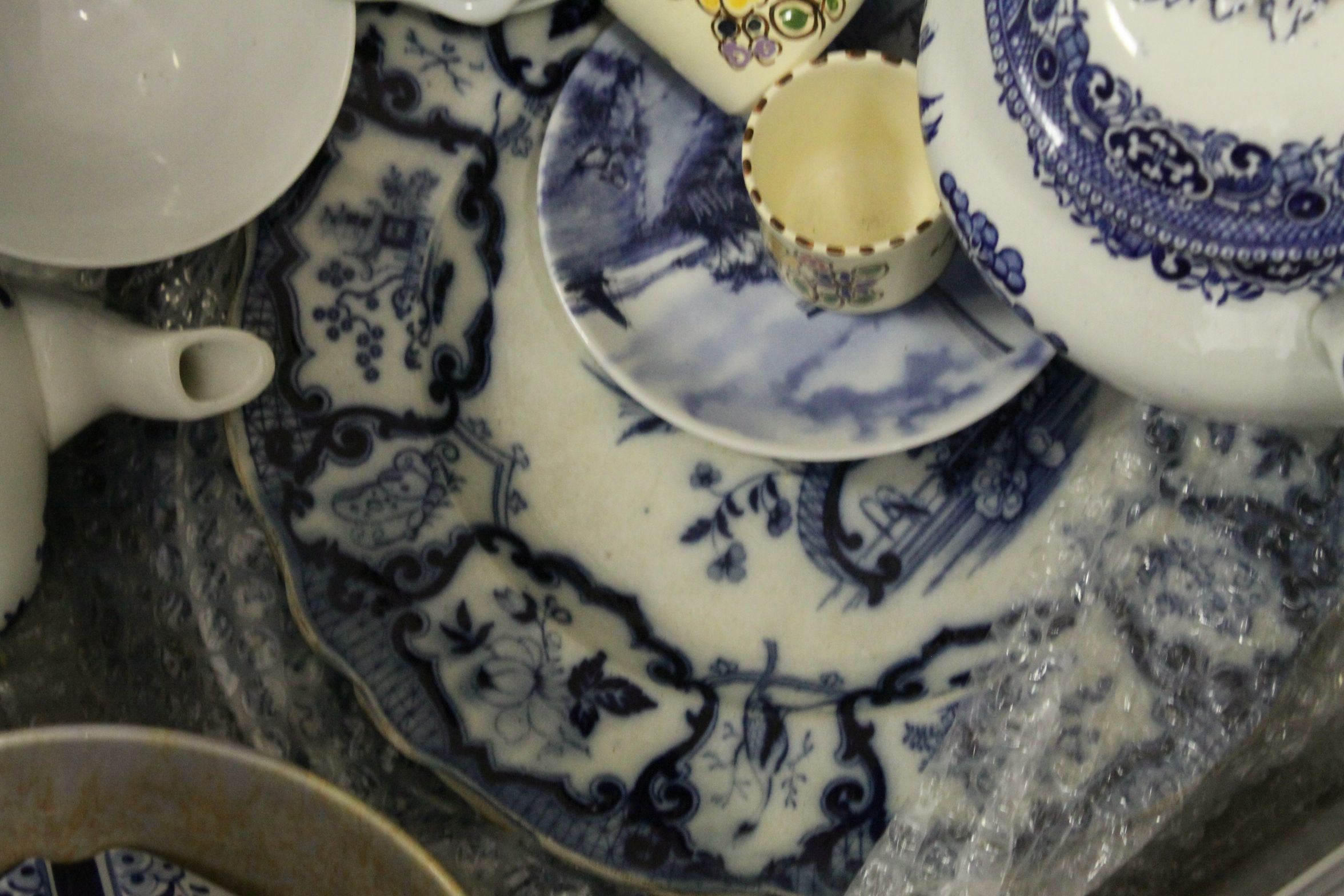 Mixed Lot of Ceramics including Blue and White Tea and Dinner Ware, Carlton Ware Vase, - Image 5 of 5