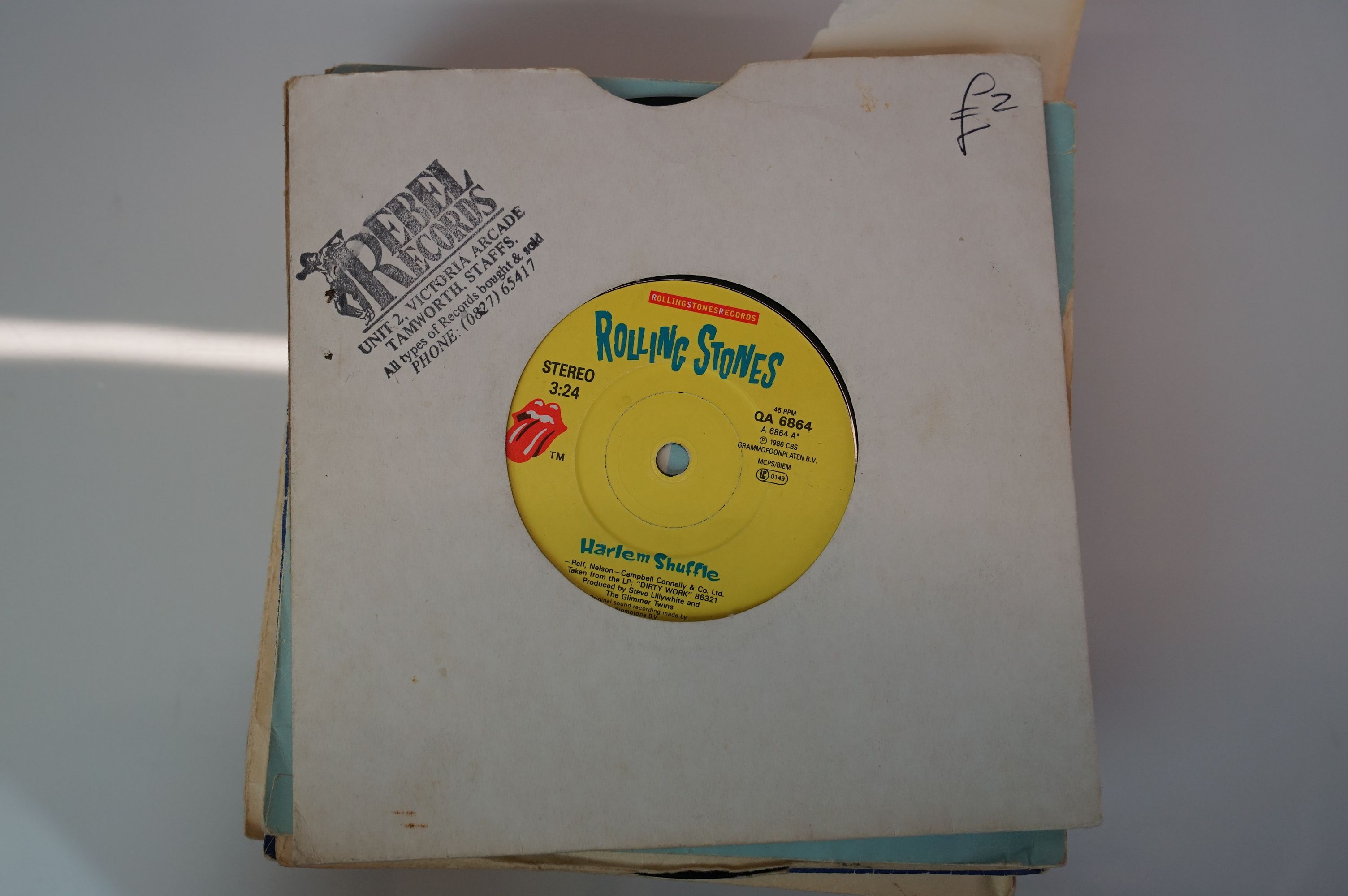 Vinyl - Collection of 28 The Rolling Stones 45s many in company sleeves to include Not Fade Away, - Image 2 of 33