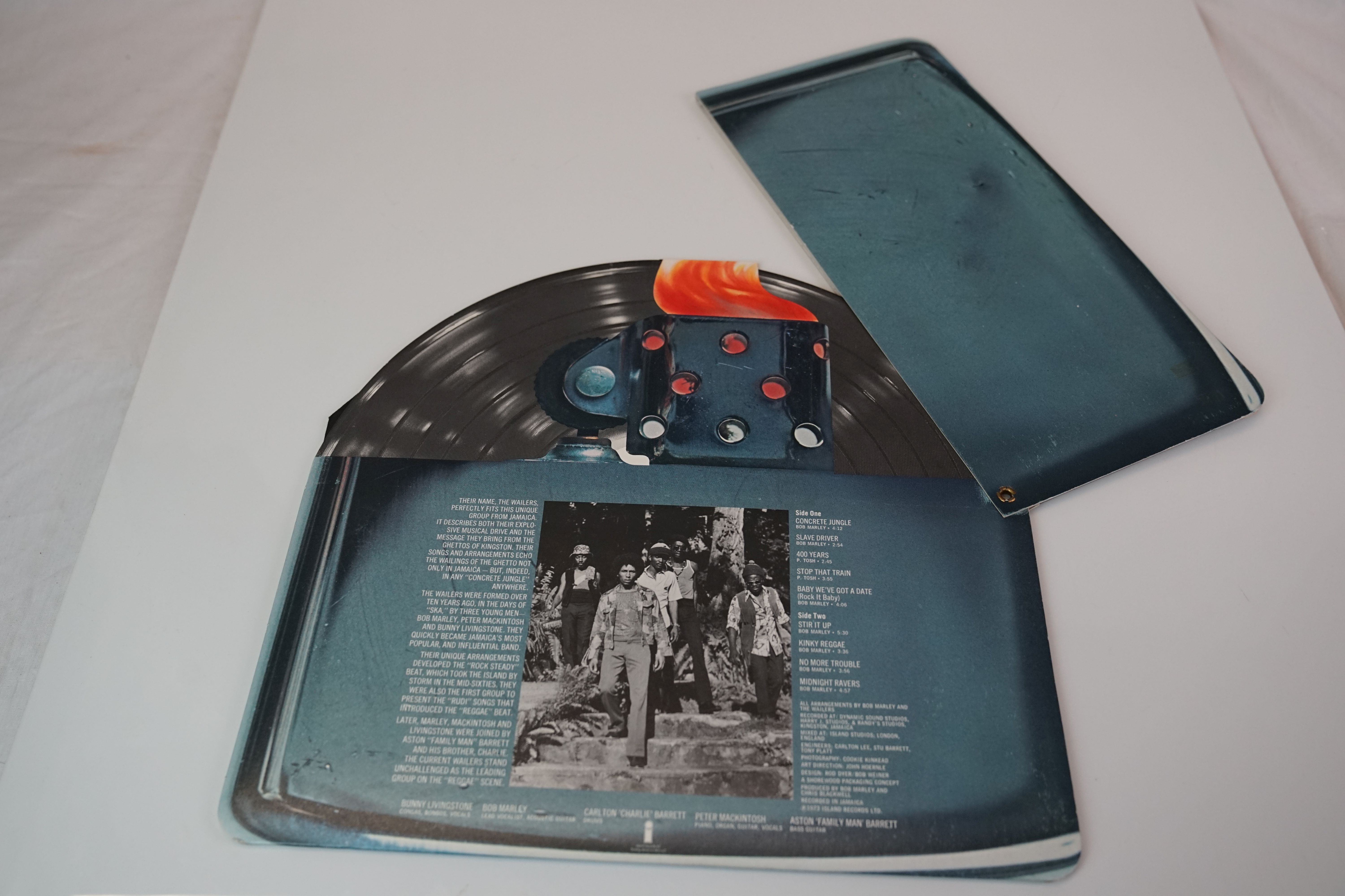 Vinyl - Bob Marley Catch A Fire LP on Island ILPS9241 in ex- condition with very slight evidence - Image 3 of 7