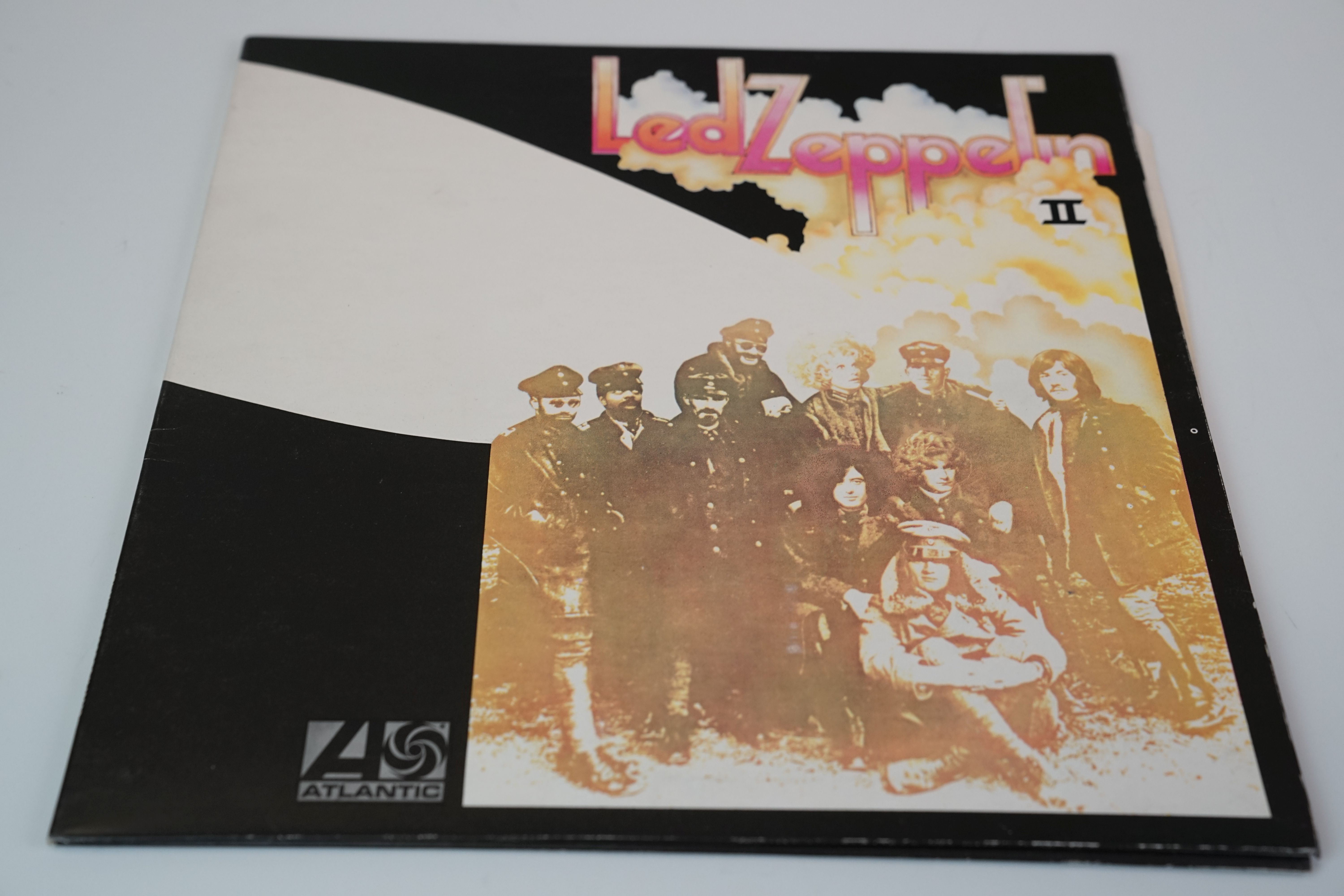 Vinyl - Three Led Zeppelin LPs to include I (K40031 orange green label), II (K40037 orange green - Image 14 of 18