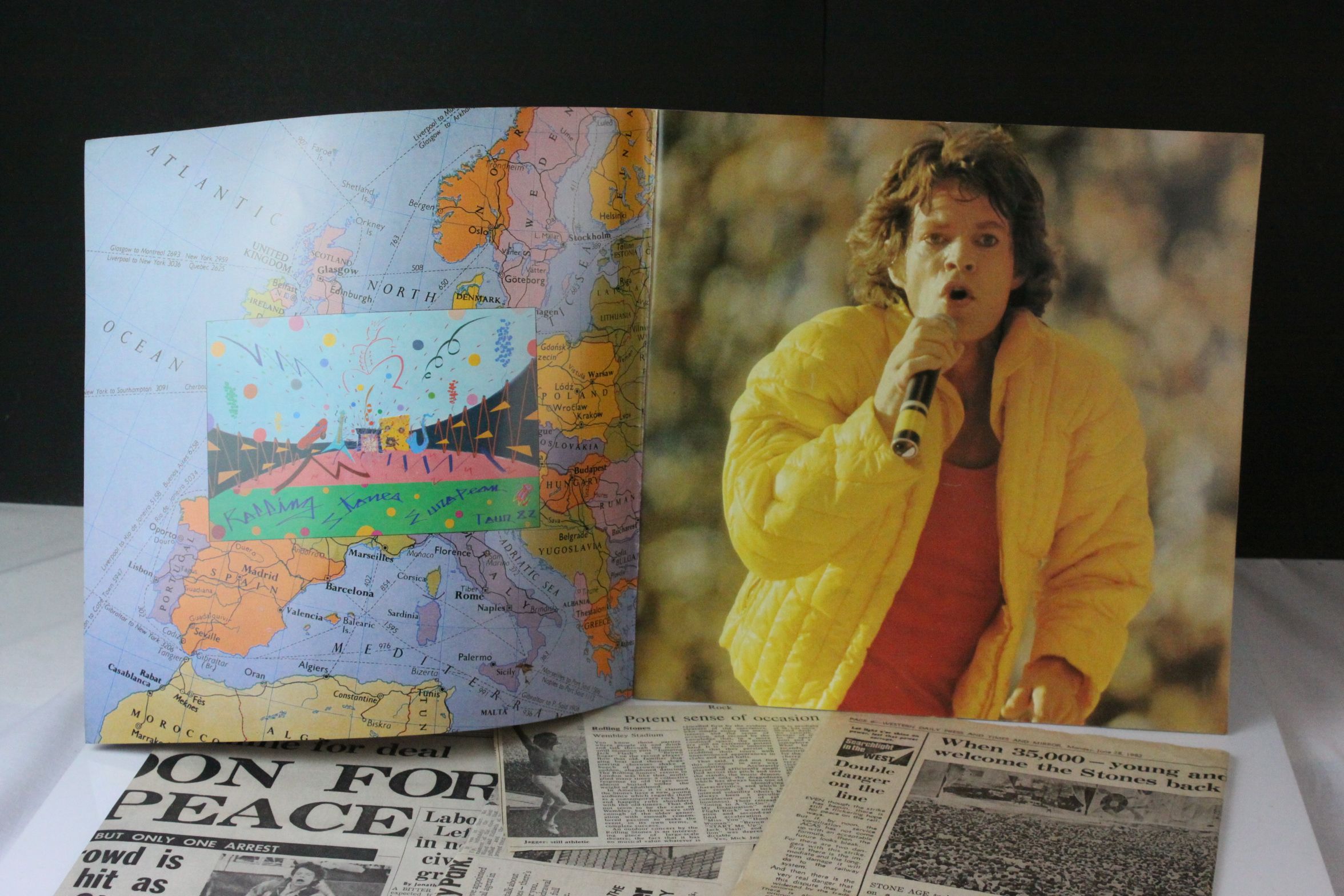 Memorabilia - Rolling Stones programme for European Tour 1982 plus press cuttings in the main from - Image 4 of 5