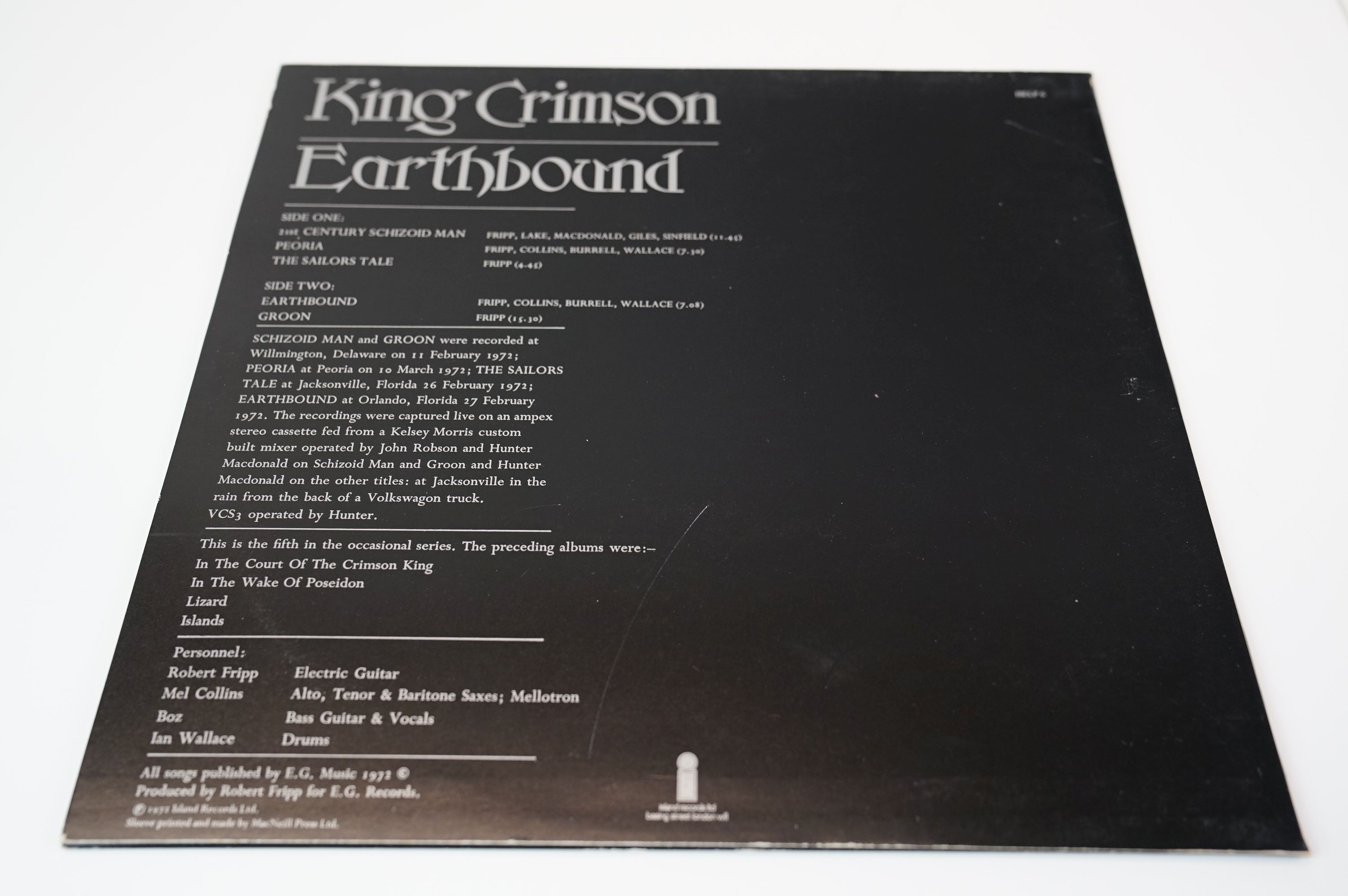 Vinyl - Two King Crimson LPs to include Lizard on Island ILPS9141 laminated gatefiold sleeve and - Image 9 of 13