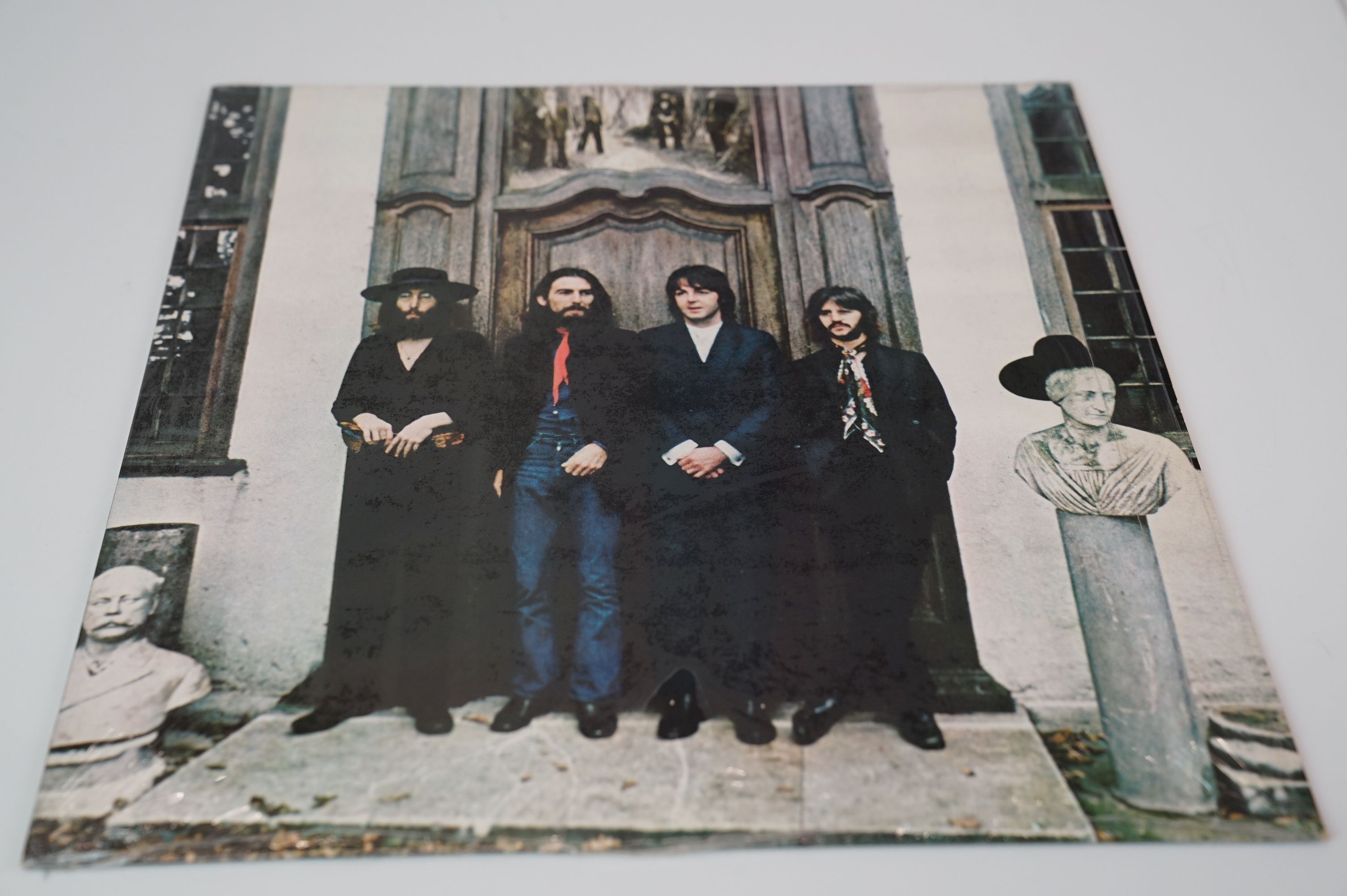 Vinyl - Nine later release The Beatles LPs to include Sgt Peppers on Capitol, Revolver, White - Image 27 of 44