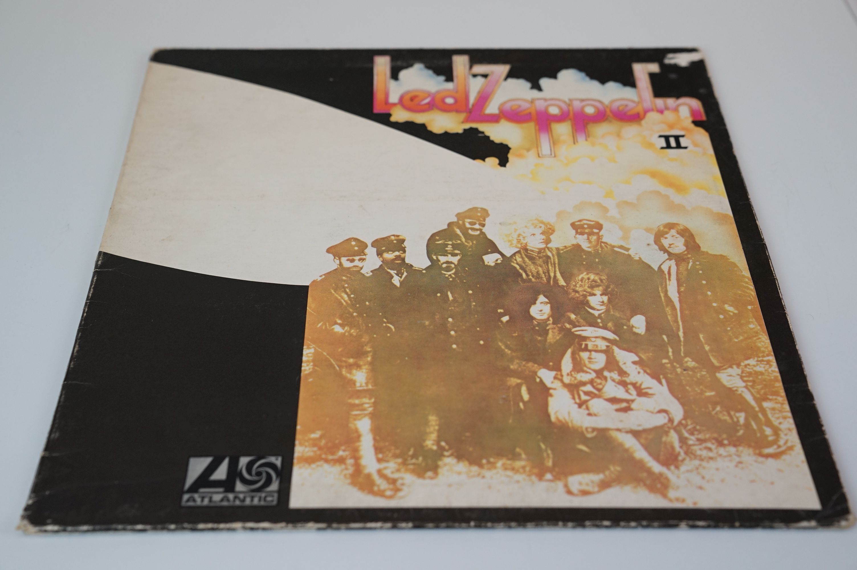 Vinyl - Led Zeppelin collection of 4 LP's to include One (K 40031) later press, Two x 2 (K 40037 one - Image 2 of 31