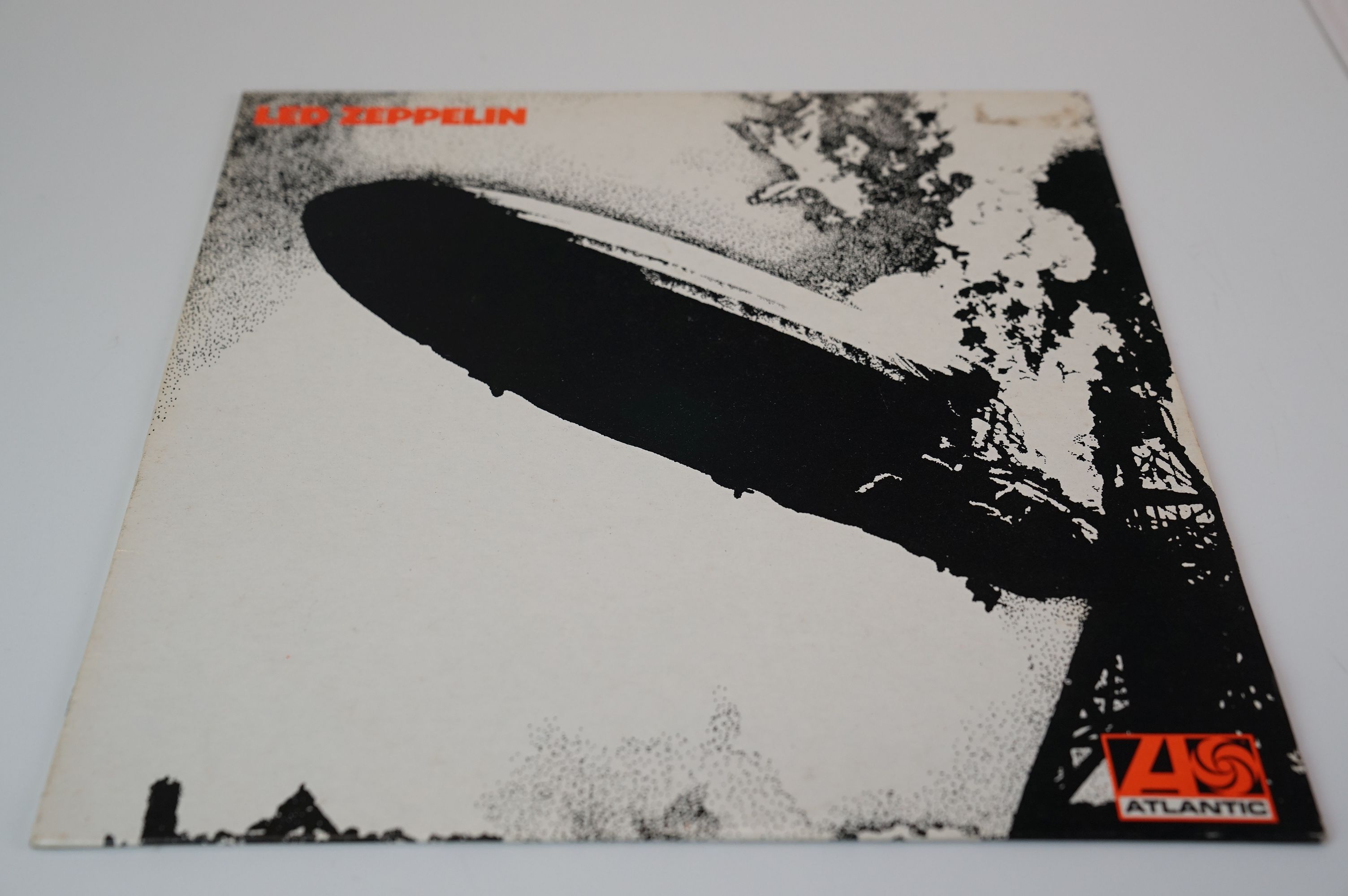 Vinyl - Led Zeppelin collection of 4 LP's to include One (K 40031) later press, Two x 2 (K 40037 one - Image 10 of 31