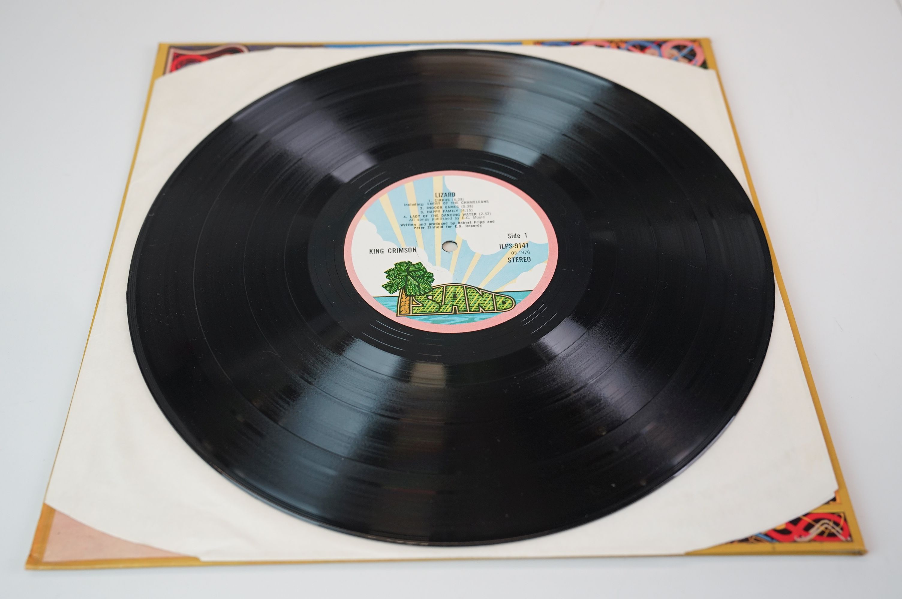 Vinyl - Two King Crimson LPs to include Lizard on Island ILPS9141 laminated gatefiold sleeve and - Image 6 of 13