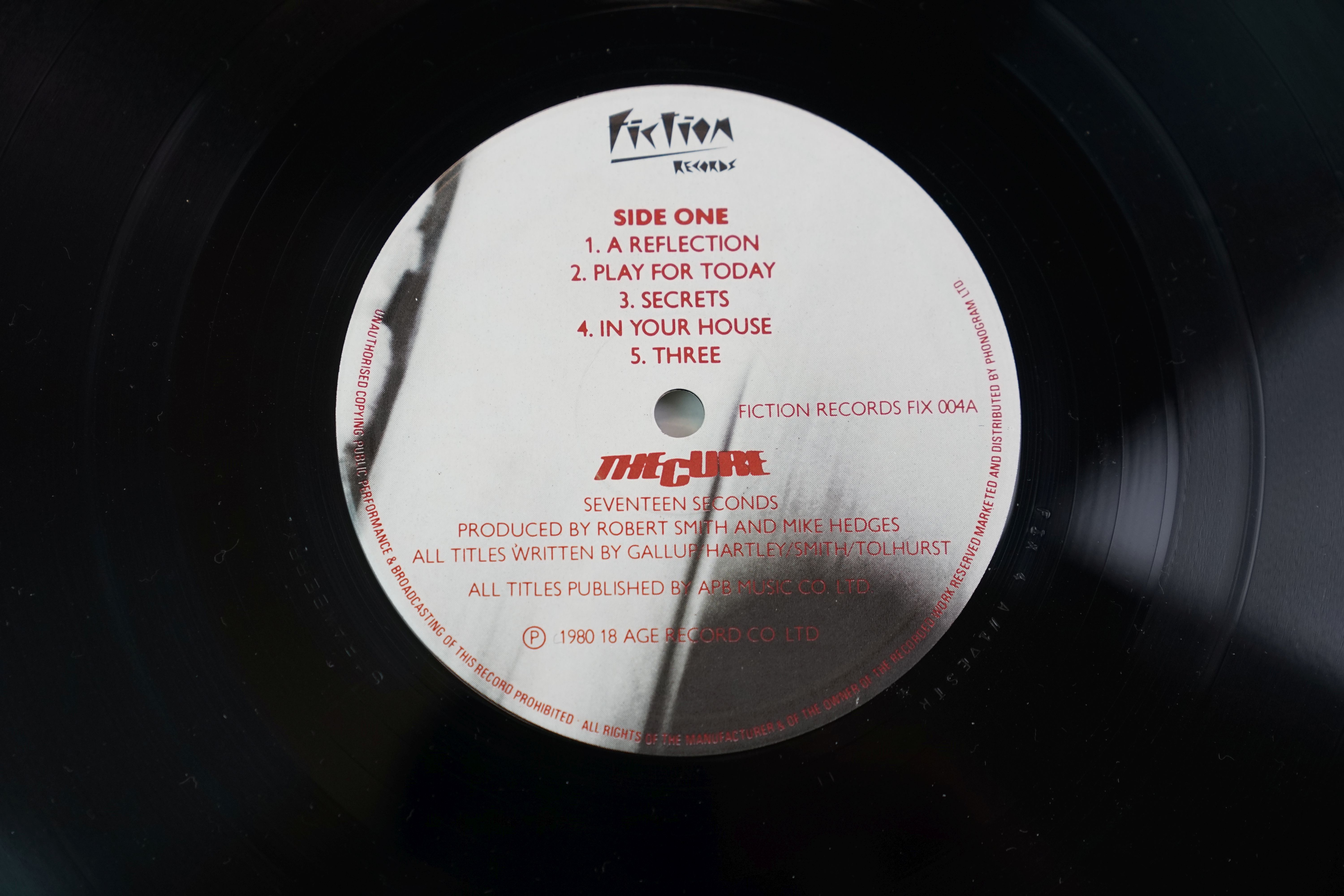 Vinyl - Four The Cure LPs to include Seventeen Seconds Friction FIX004, Three Imaginary Boys FIX1, - Image 12 of 24