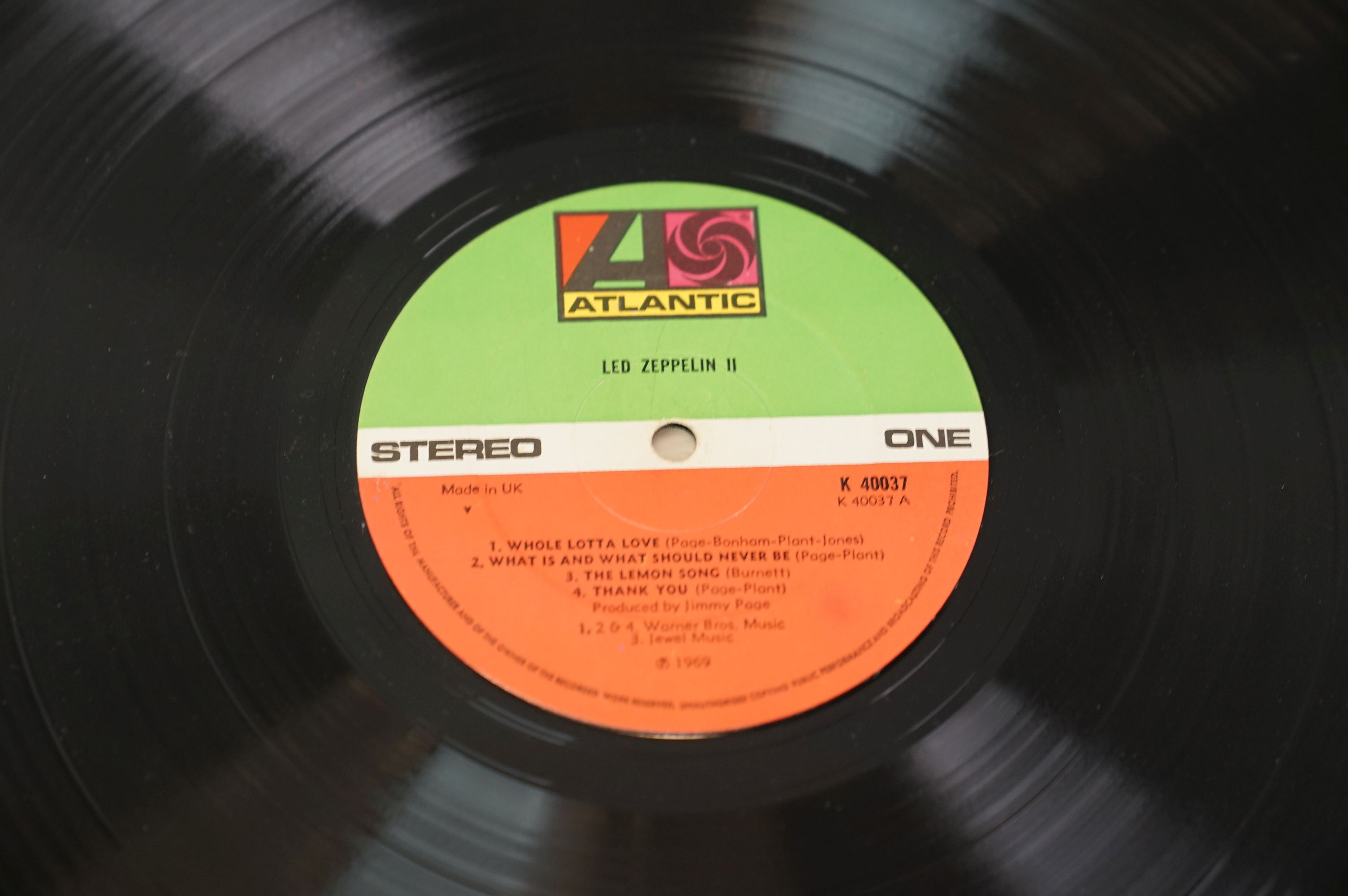 Vinyl - Led Zeppelin collection of 4 LP's to include One (K 40031) later press, Two x 2 (K 40037 one - Image 9 of 31