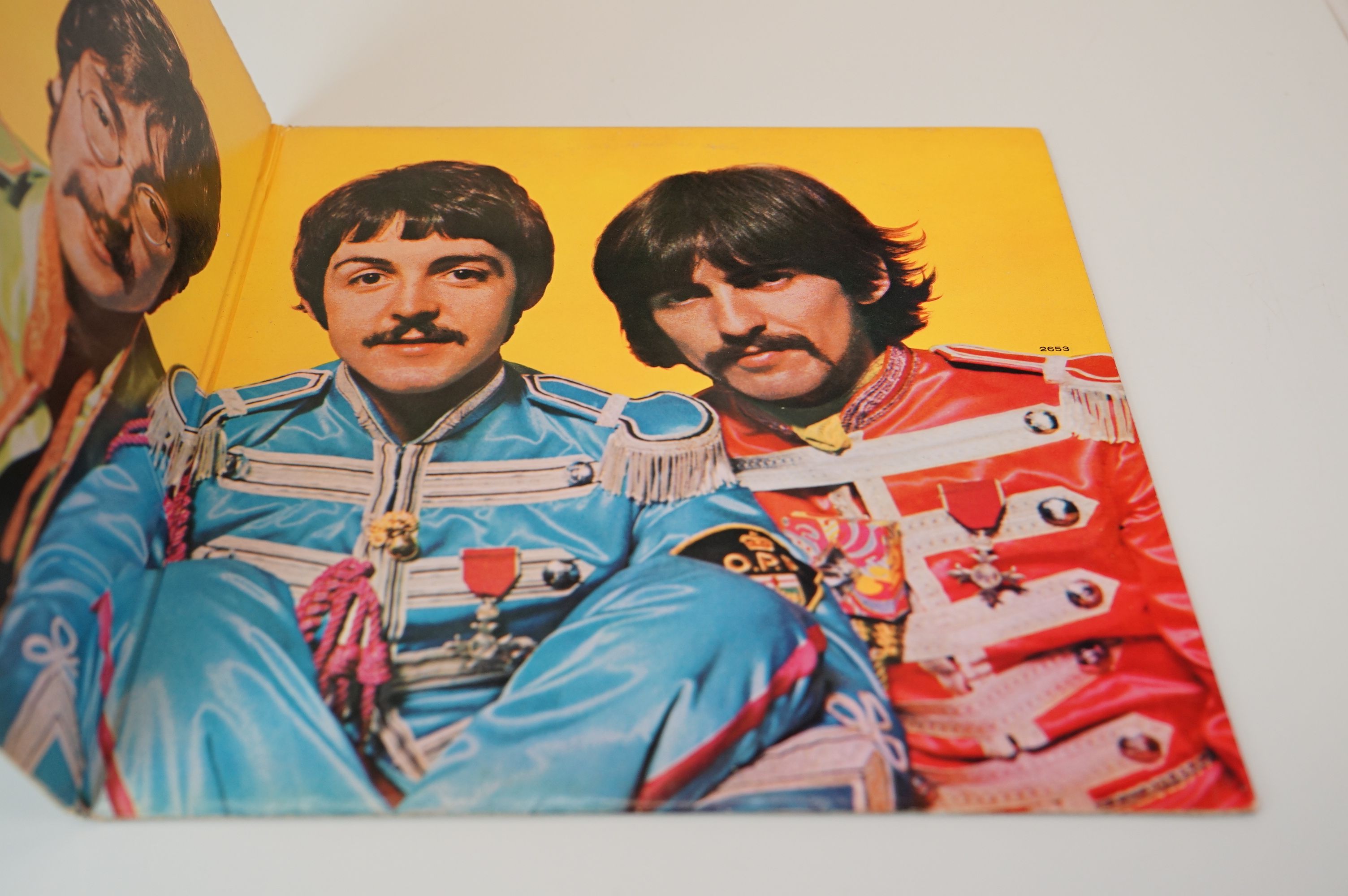 Vinyl - Nine later release The Beatles LPs to include Sgt Peppers on Capitol, Revolver, White - Image 5 of 44