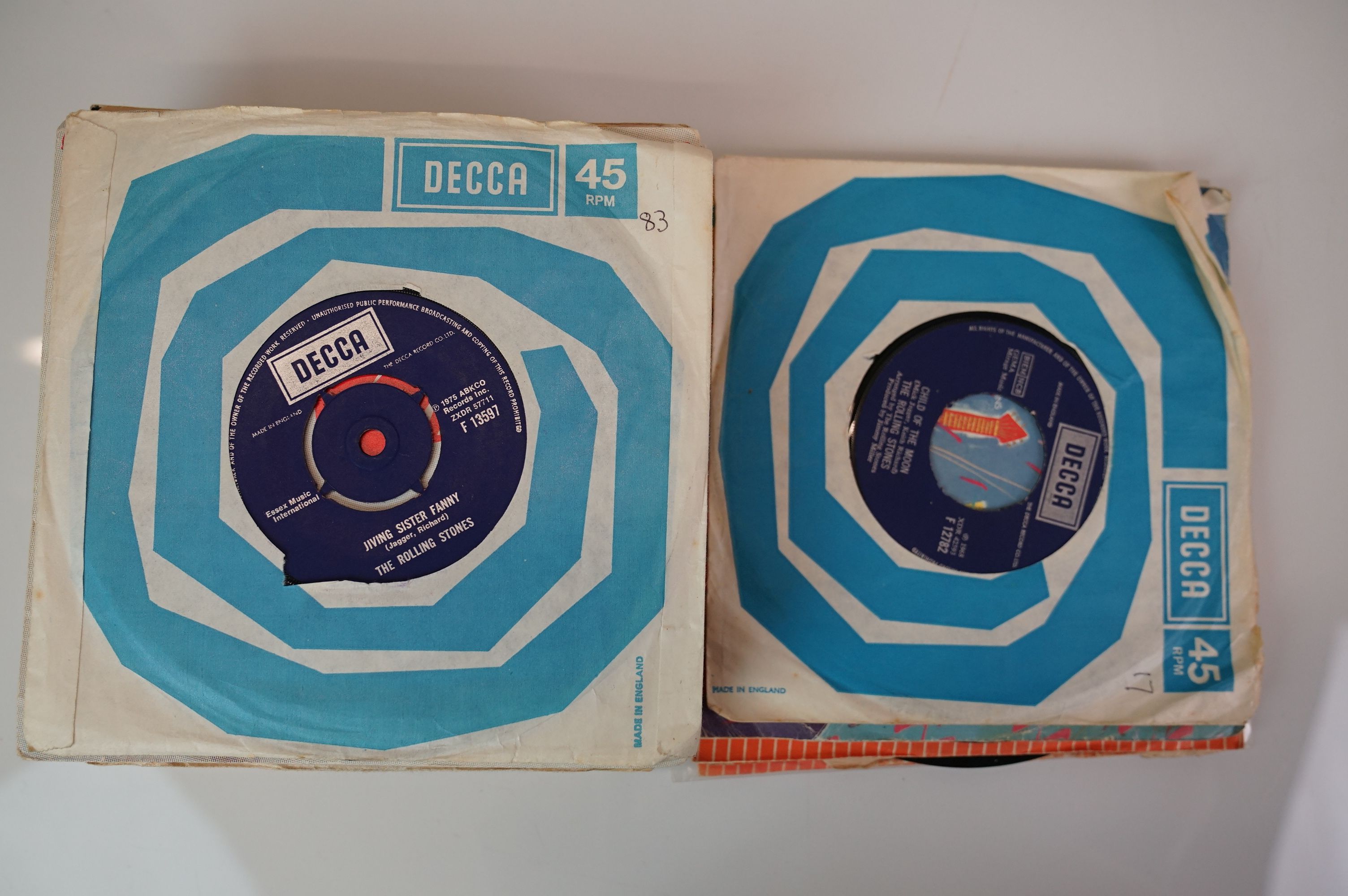 Vinyl - Collection of 28 The Rolling Stones 45s many in company sleeves to include Not Fade Away, - Image 28 of 33