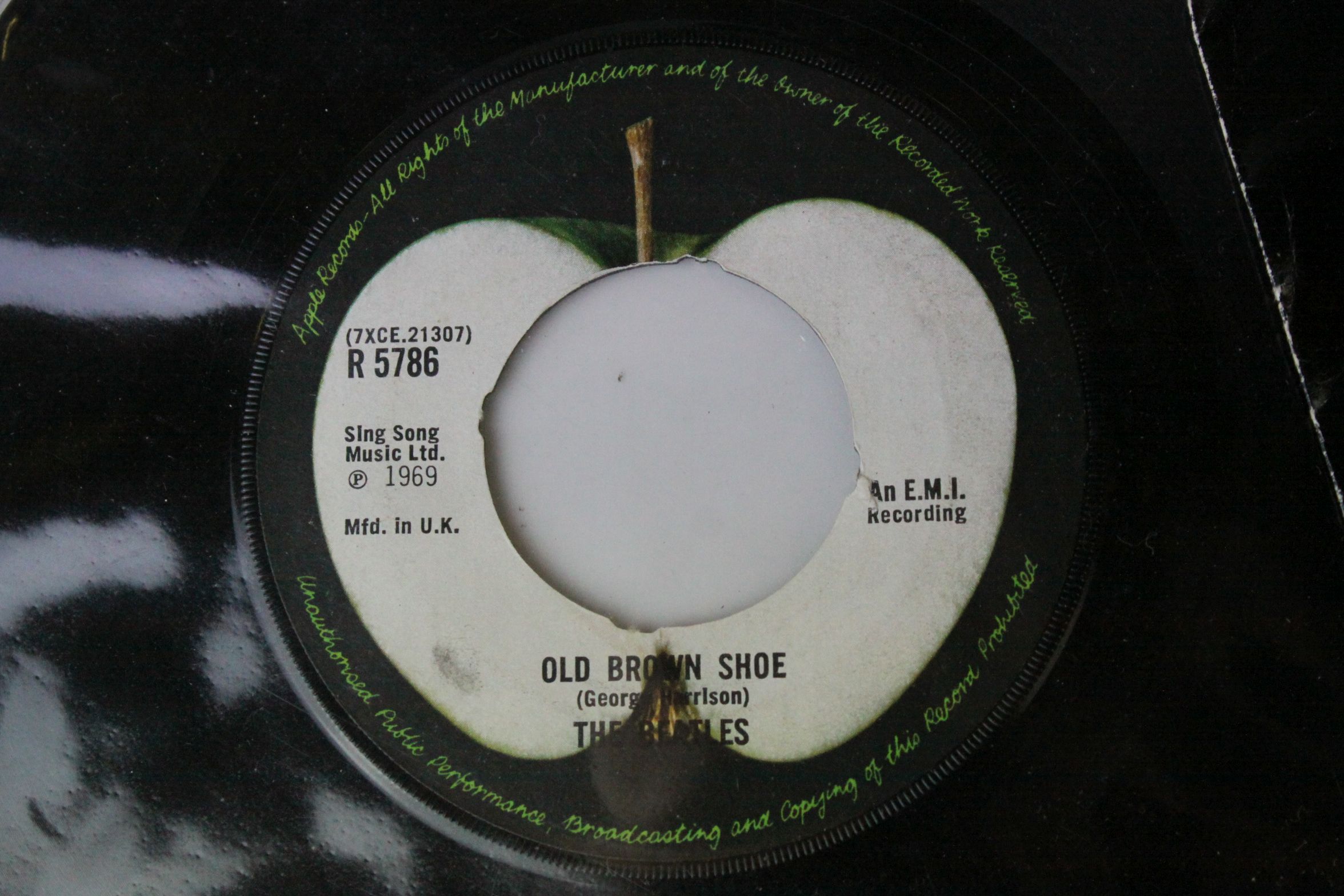 Vinyl - Approximately 40 The Beatles and related 45s, many with company sleeves, condition varies - Image 9 of 12